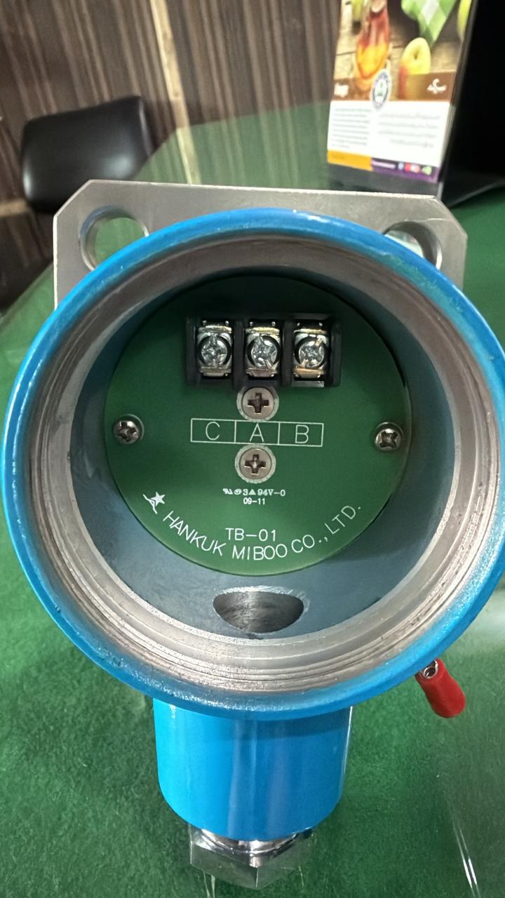 HANKUK MIBOO FLS-1HS-W Magnetic Type Float Level Switch in Pakistan