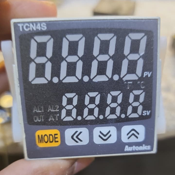 Autonics TCN4S Temperature Controller in Pakistan