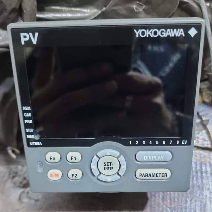 YOKOGAWA PV UT55A TEMPERATURE CONTROLLER in Pakistan