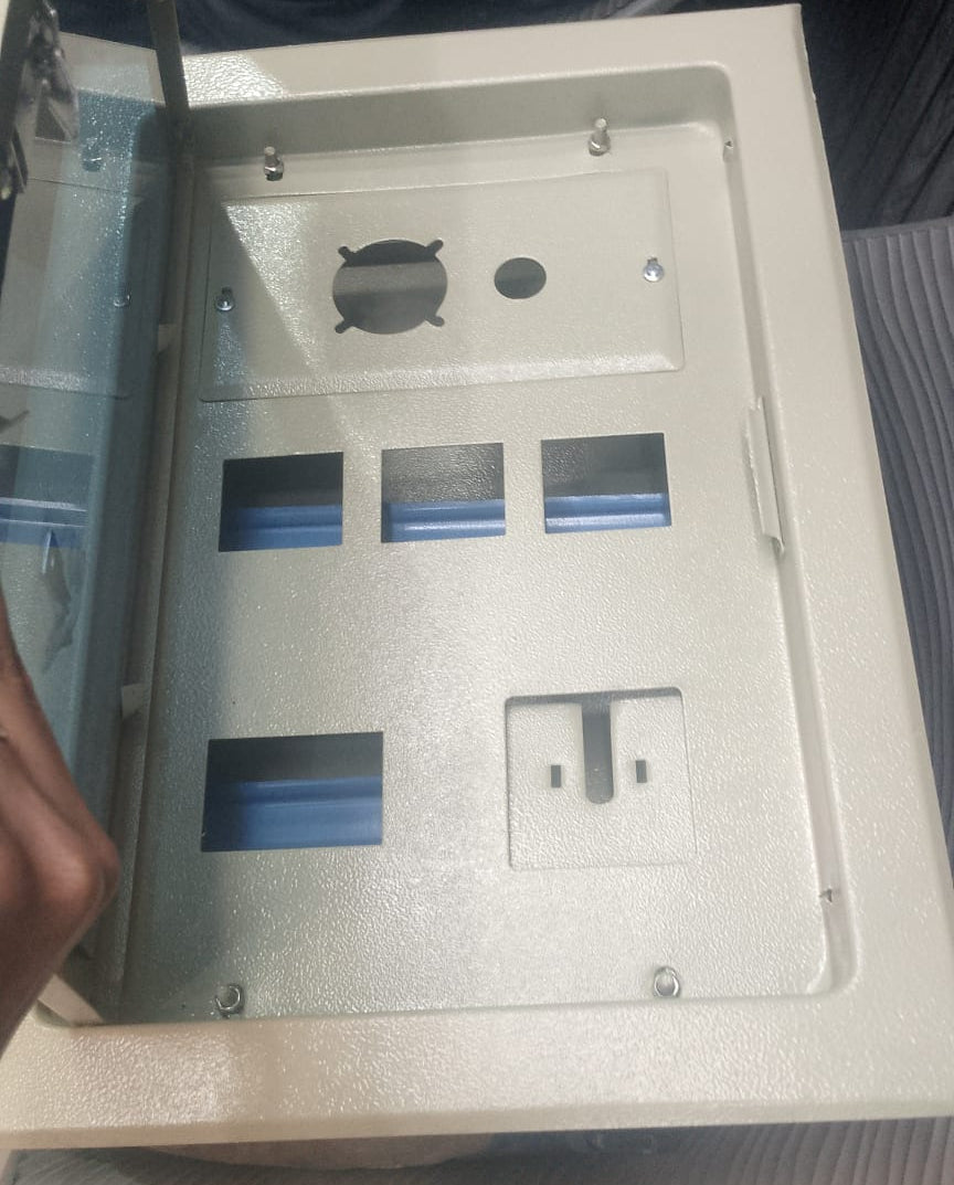 METAL DP (DISTRIBUTION BOX) in Pakistan - 12x18 thumbnail 2