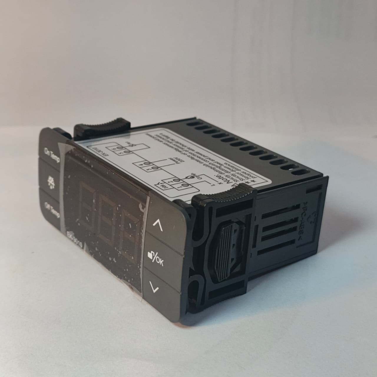 ELITECH EK-3010 Digital Temperature Controller in Pakistan thumbnail 5