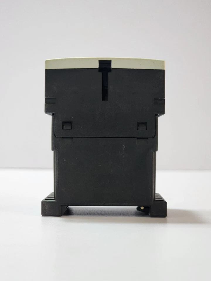 SIEMENS 3RH1140-1BF40 Contact Relay in Pakistan thumbnail 5