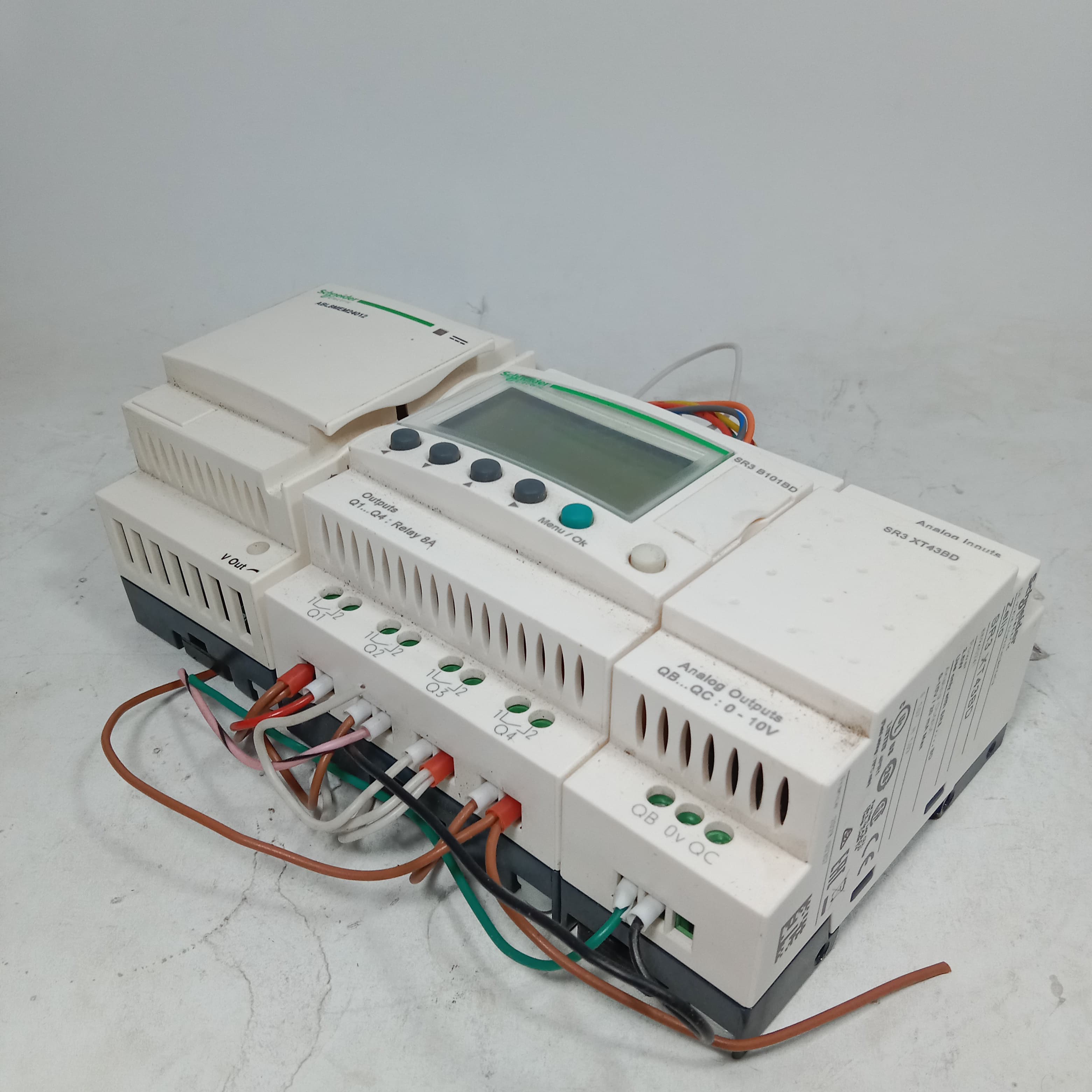 Schneider SR3 B101BD Programmable Logic Controller Module + ABL8MEM24D12 Regulated switch Power Supply in  pakistan thumbnail 4