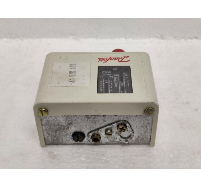 Danfoss KP 36 Pressure Switch for Refrigeration Compressors, Air Conditioning Systems in Pakistan thumbnail 4