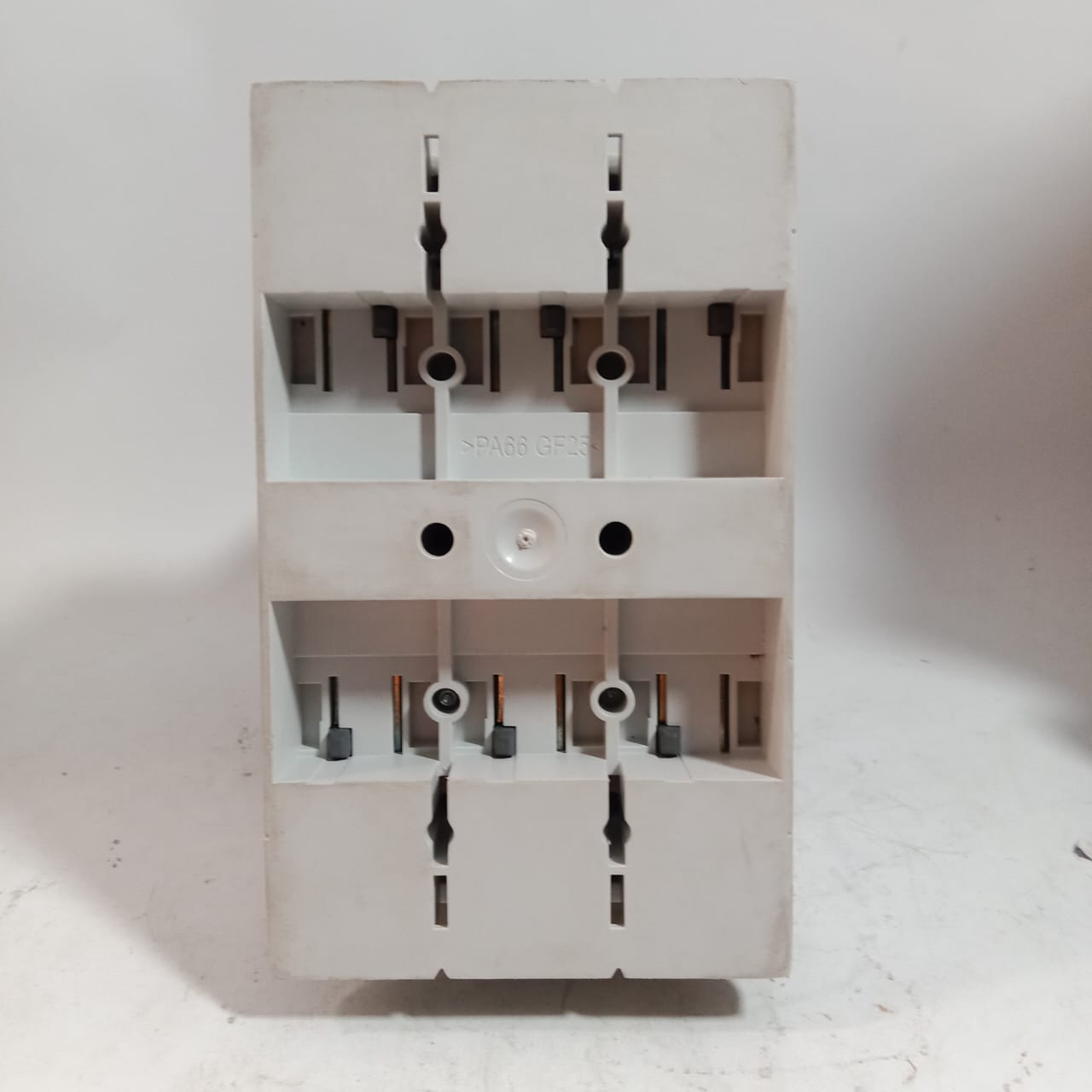ABB AF146-30/AF116-30 Power Contactor in Pakistan - AF116-30 thumbnail 5