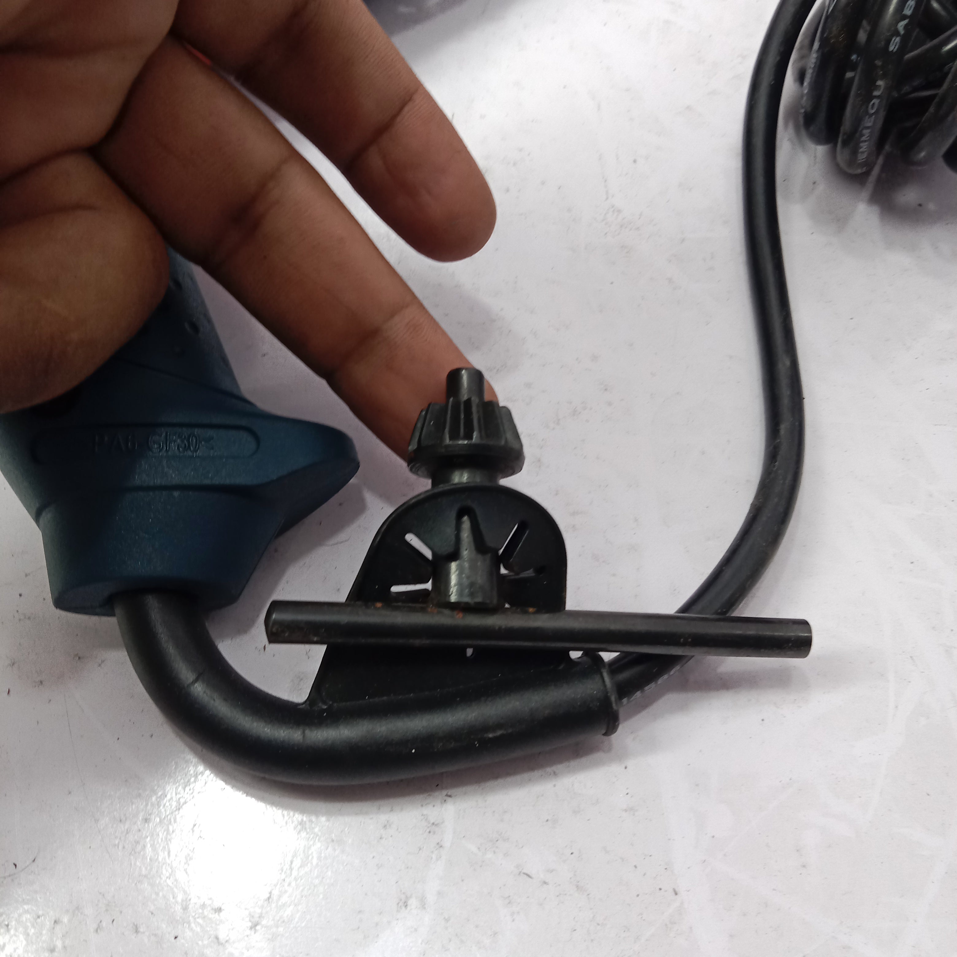 BOSCH GBM 6 RE Professional Drill Hammer Machine Used in fresh condition in Pakistan thumbnail 8