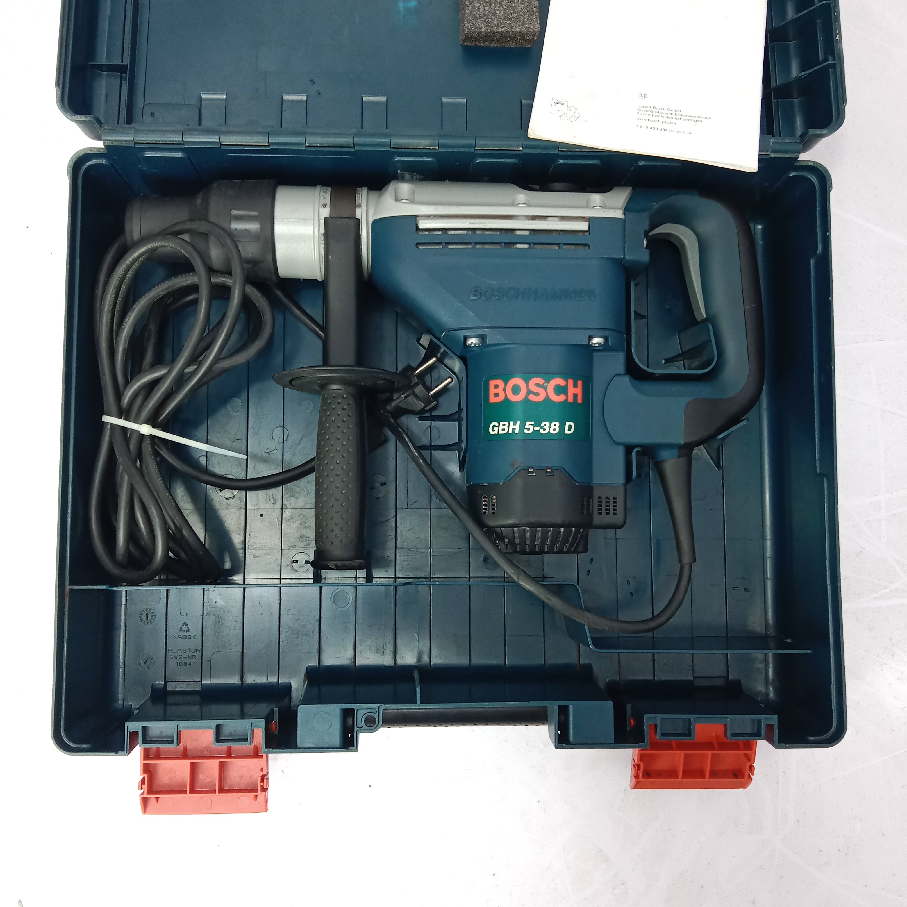 BOSCH GBH 5-38 D Professional Drill Hammer Machine Used in fresh condition in Pakistan