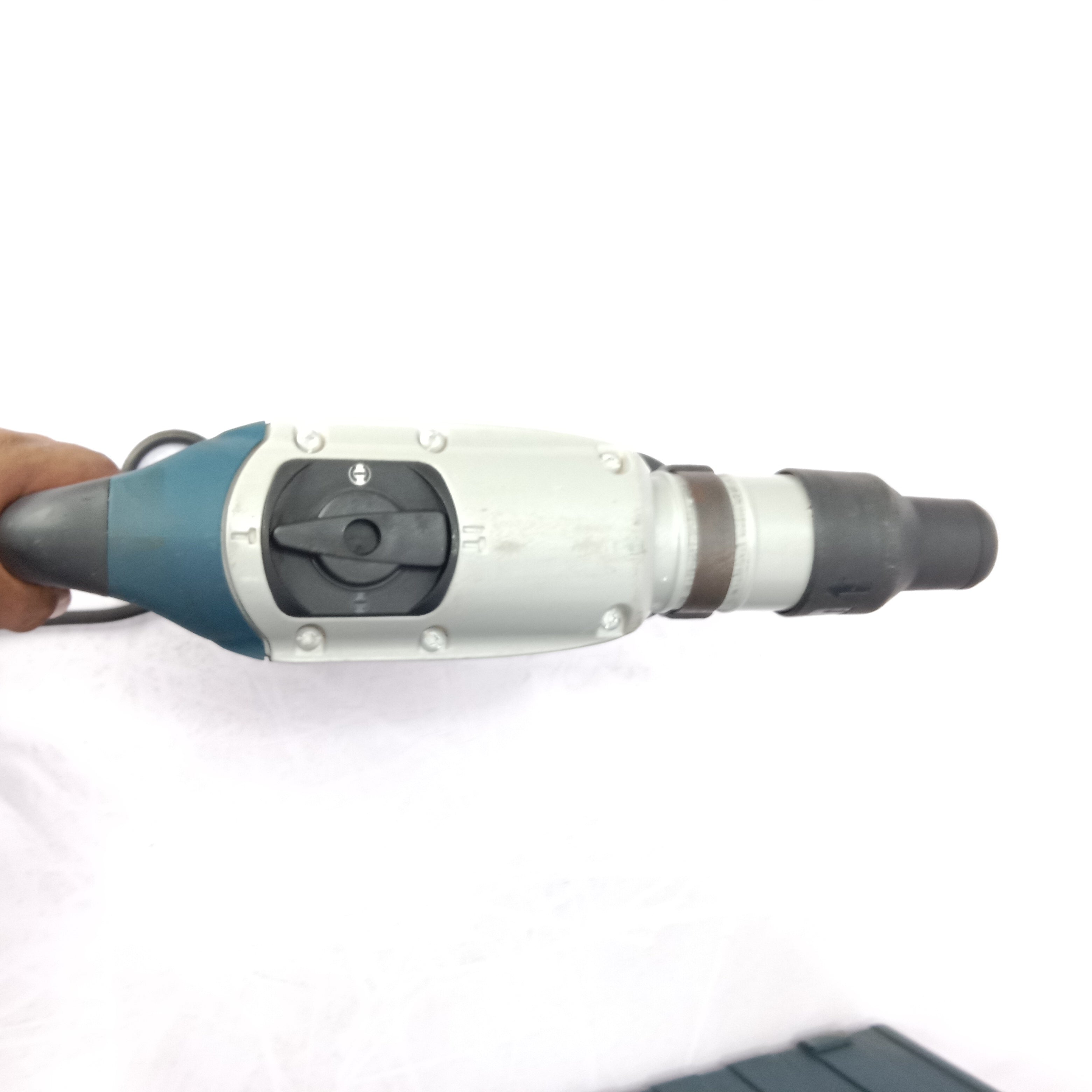 BOSCH GBH 5-38 D Professional Drill Hammer Machine Used in fresh condition in Pakistan thumbnail 6