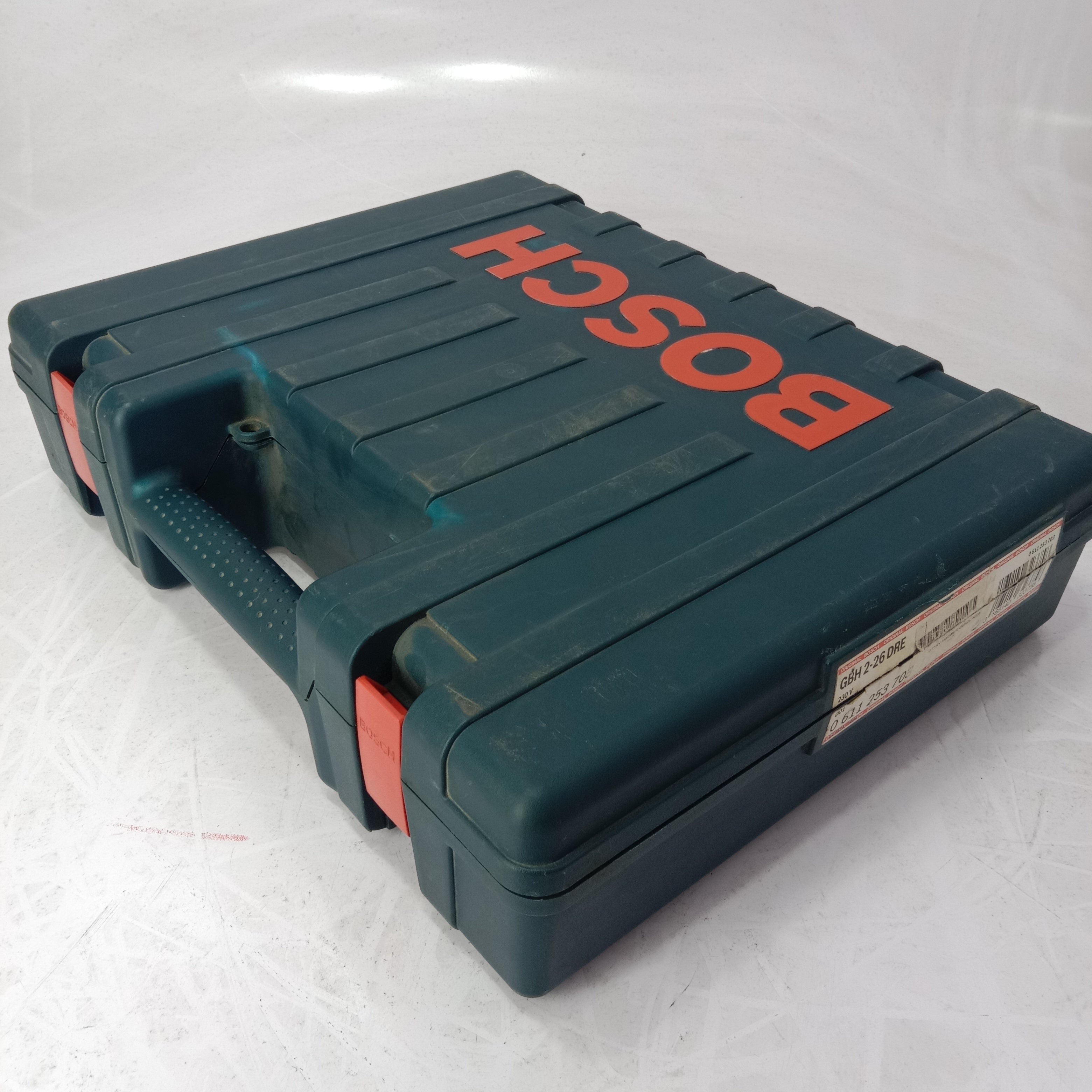 BOSCH GBH 2-26 DRE Professional Drill Hammer Machine Used in fresh condition in Pakistan thumbnail 4