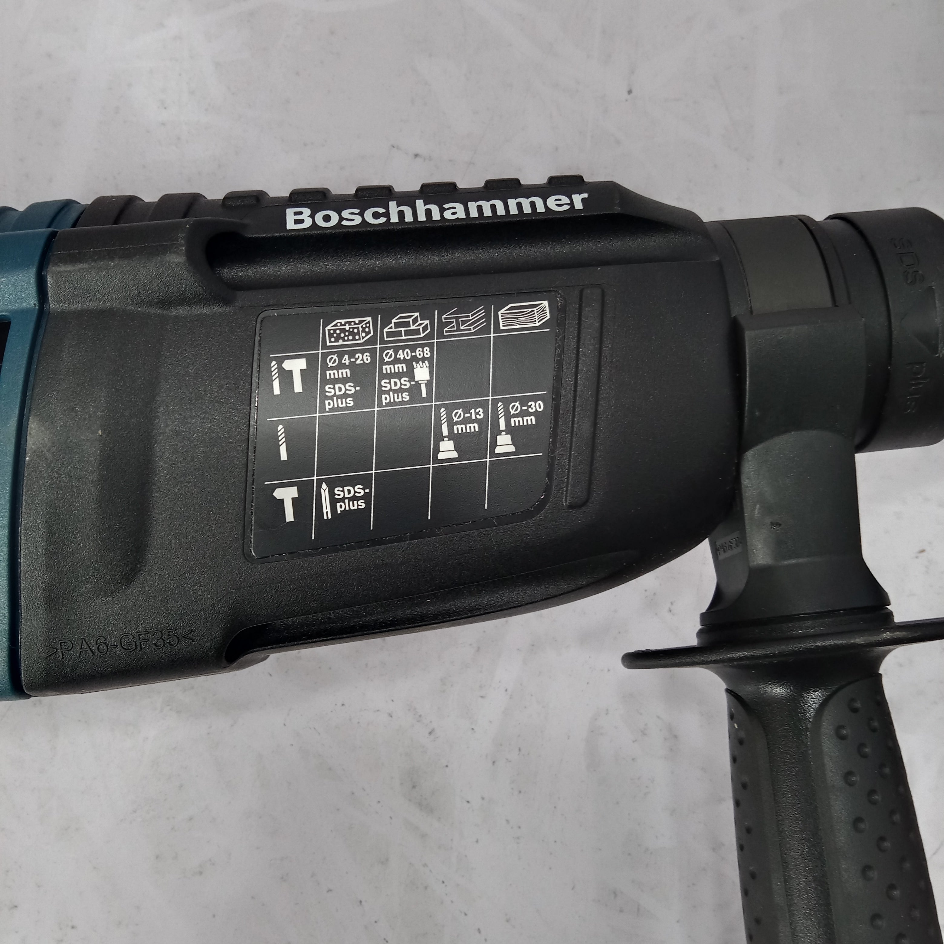 BOSCH GBH 2-26 DRE Professional Drill Hammer Machine Used in fresh condition in Pakistan thumbnail 8