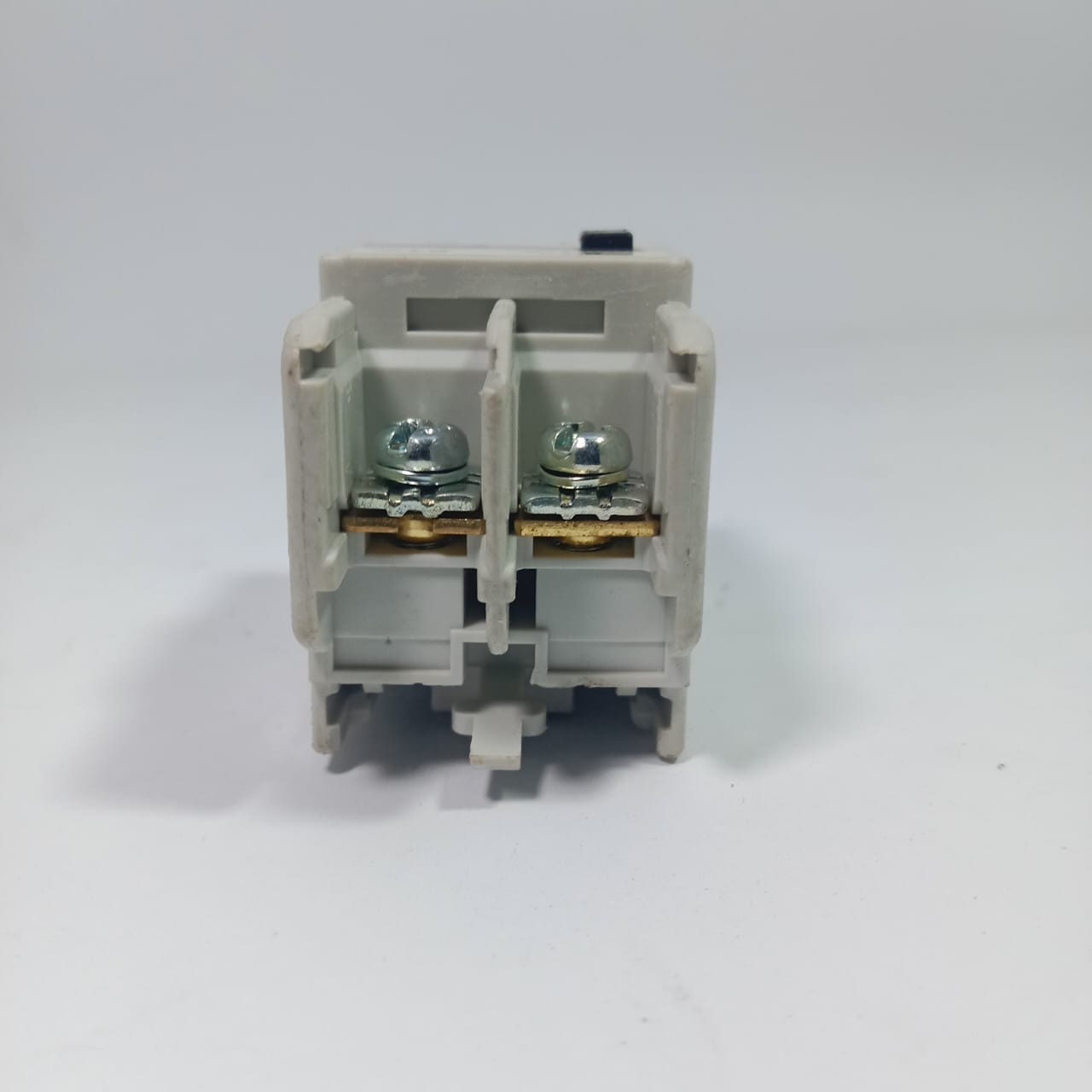 Fuji Electric FA SZ-A11 Auxiliary Contact Unit in Pakistan thumbnail 2