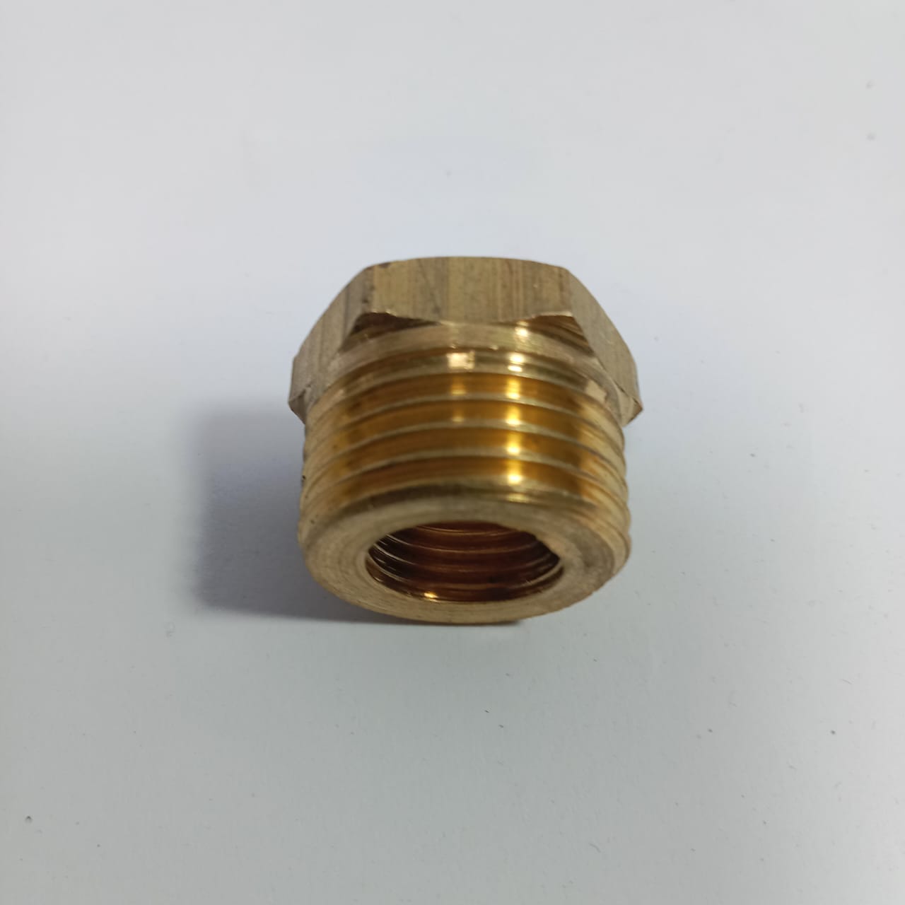 Brass Pipe Reducing Bushing 1/4 inch to 1/2 inch  in Pakistan thumbnail 2
