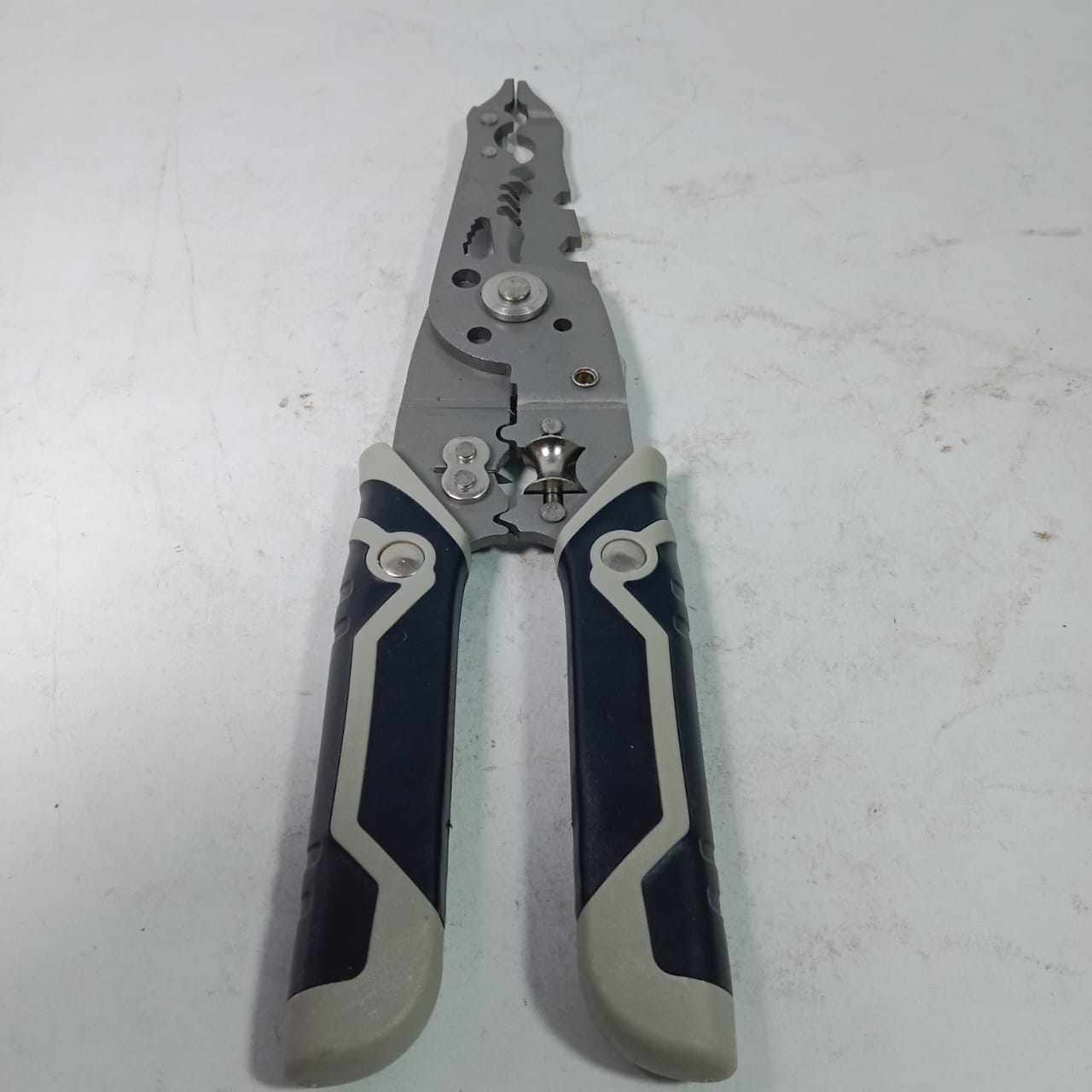 YTH Y712 Electrician Labor Saving Plier in Pakistan thumbnail 5