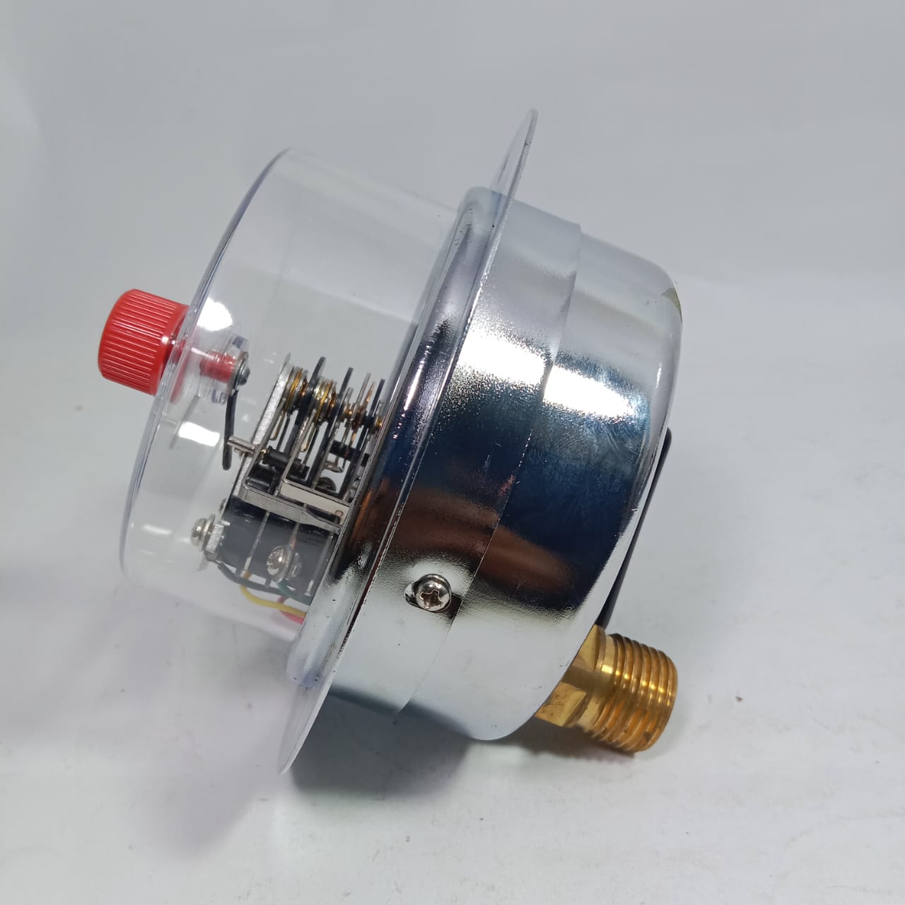 Shock-Resistant Electric Contact Pressure Gauge in Pakistan - 400 bar thumbnail 2