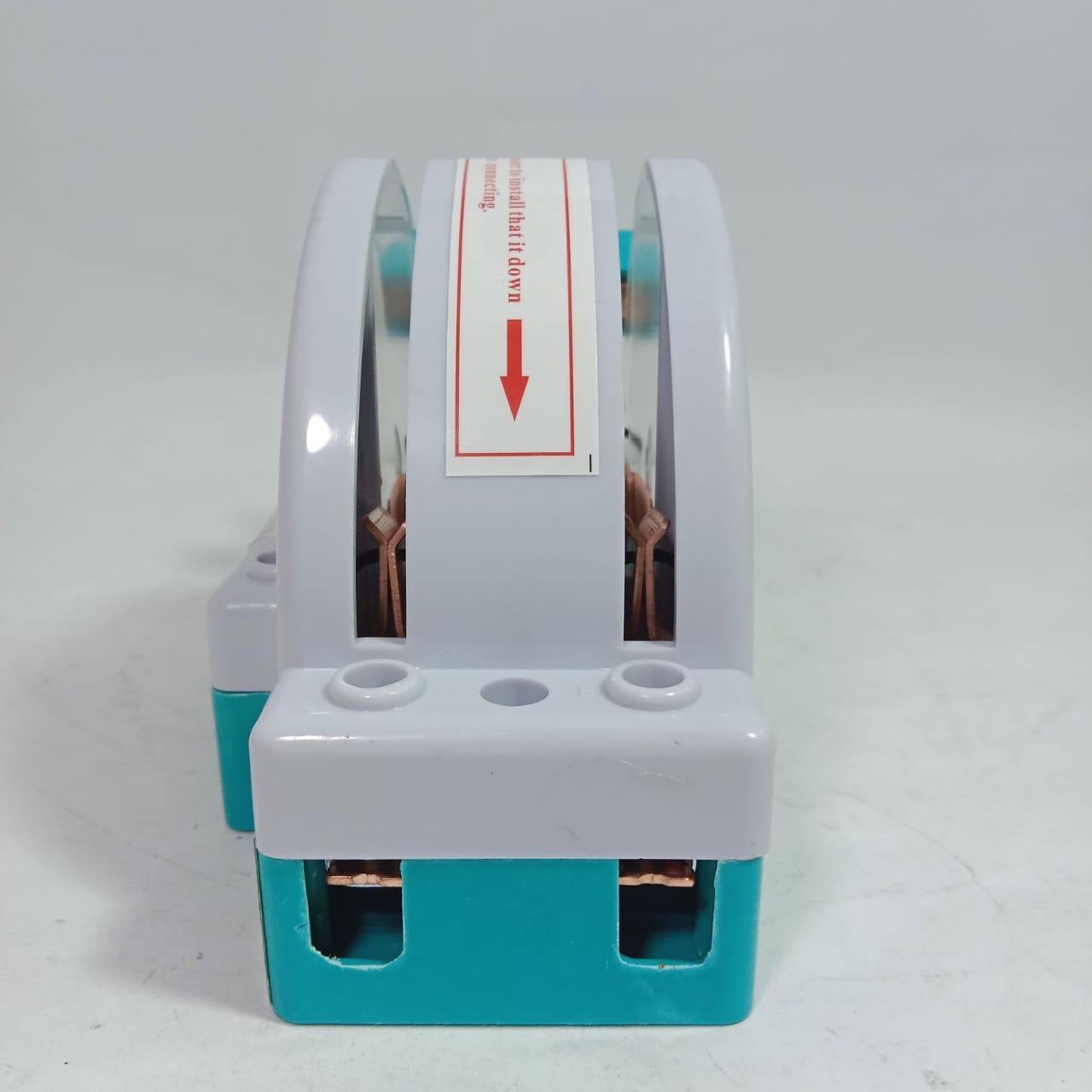 NZK 2 Pole 32A-225A Manual Change Over Knife Switch in Pakistan - 32A thumbnail 4