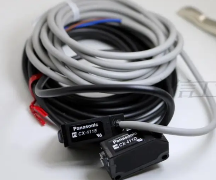 Panasonic (CX-411D & CX-411E) Beam Type Photoelectric Switch and Sensor in Pakistan thumbnail 3