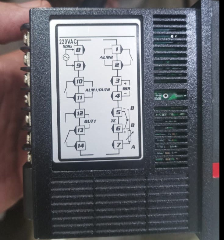 UA-900-EK1220 temperature controller in Pakistan thumbnail 4