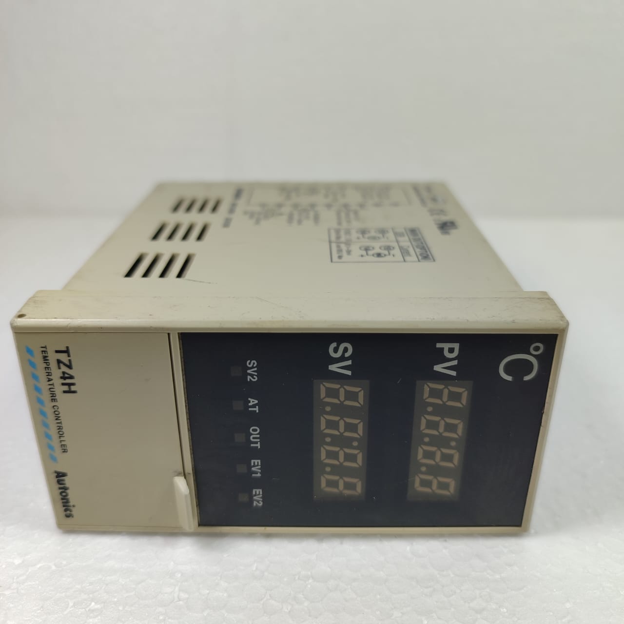 Autonics TZ4H-14R Smart Temperature Controller used  in Pakistan thumbnail 4