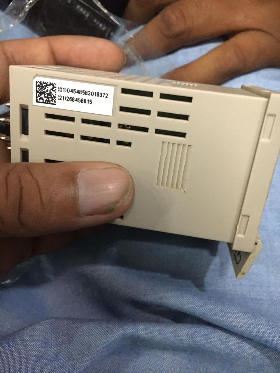 OMRON E5CS-RPU-W Temperture Controller in Pakistan thumbnail 7