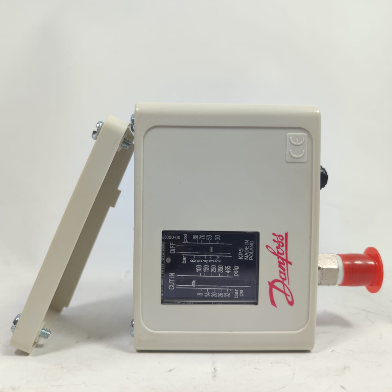DANFOSS 060-117166 Pressure Switches KP series CHINA MADE   in Pakistan - KP5 thumbnail 5