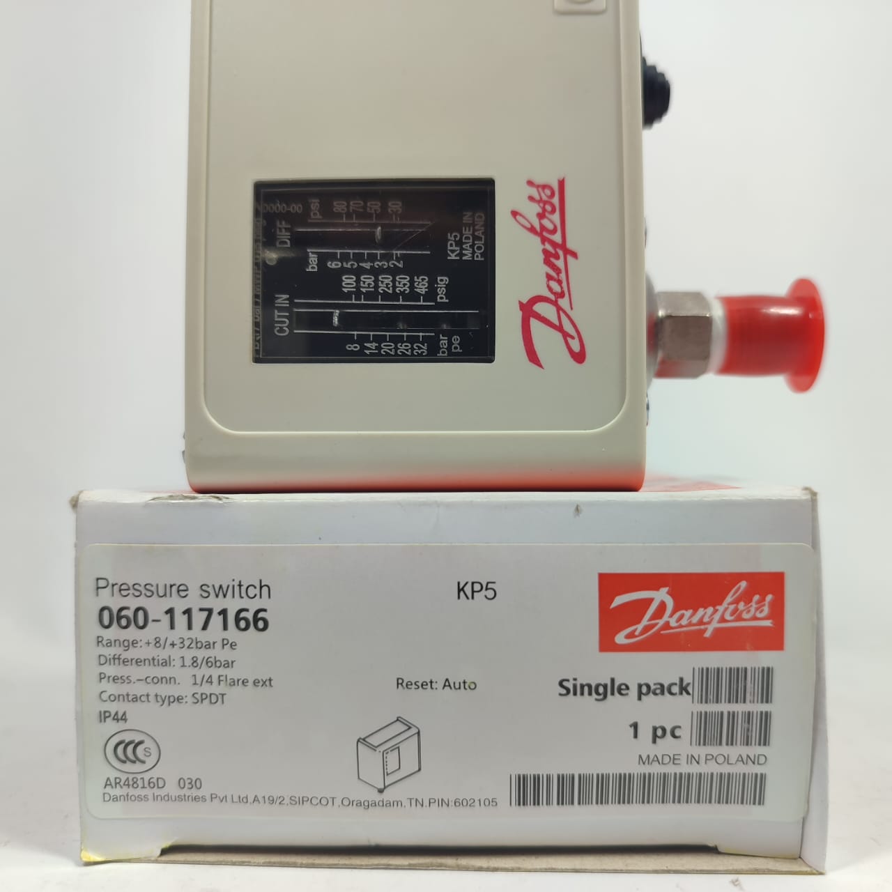 DANFOSS 060-117166 Pressure Switches KP series CHINA MADE   in Pakistan - KP36