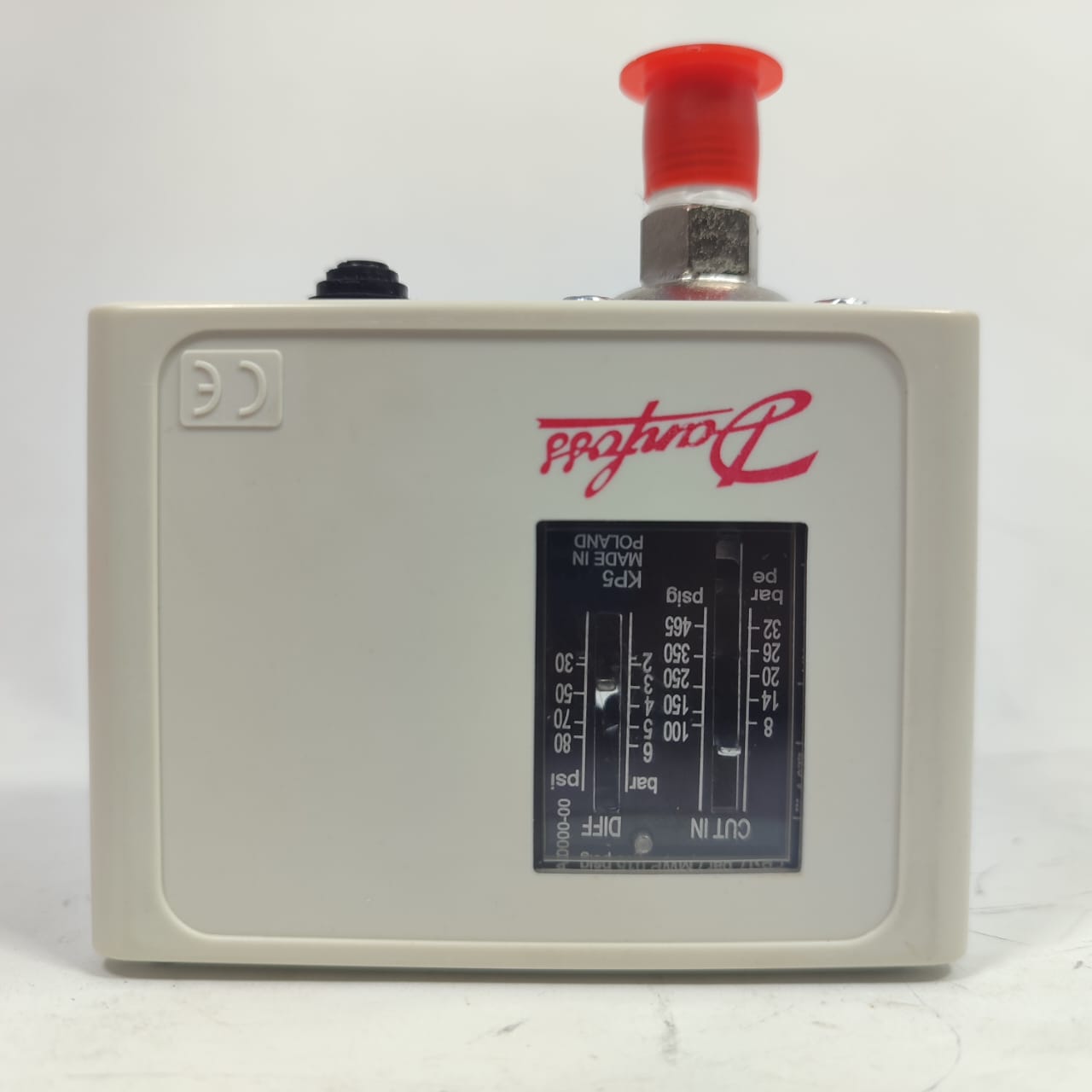 DANFOSS 060-117166 Pressure Switches KP series CHINA MADE   in Pakistan - KP36 thumbnail 2