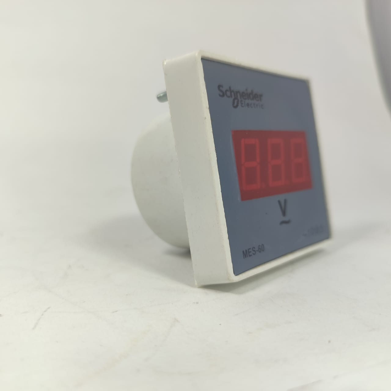 Schneider 500V AC Volt meter, Digital panel meter in Pakistan thumbnail 3