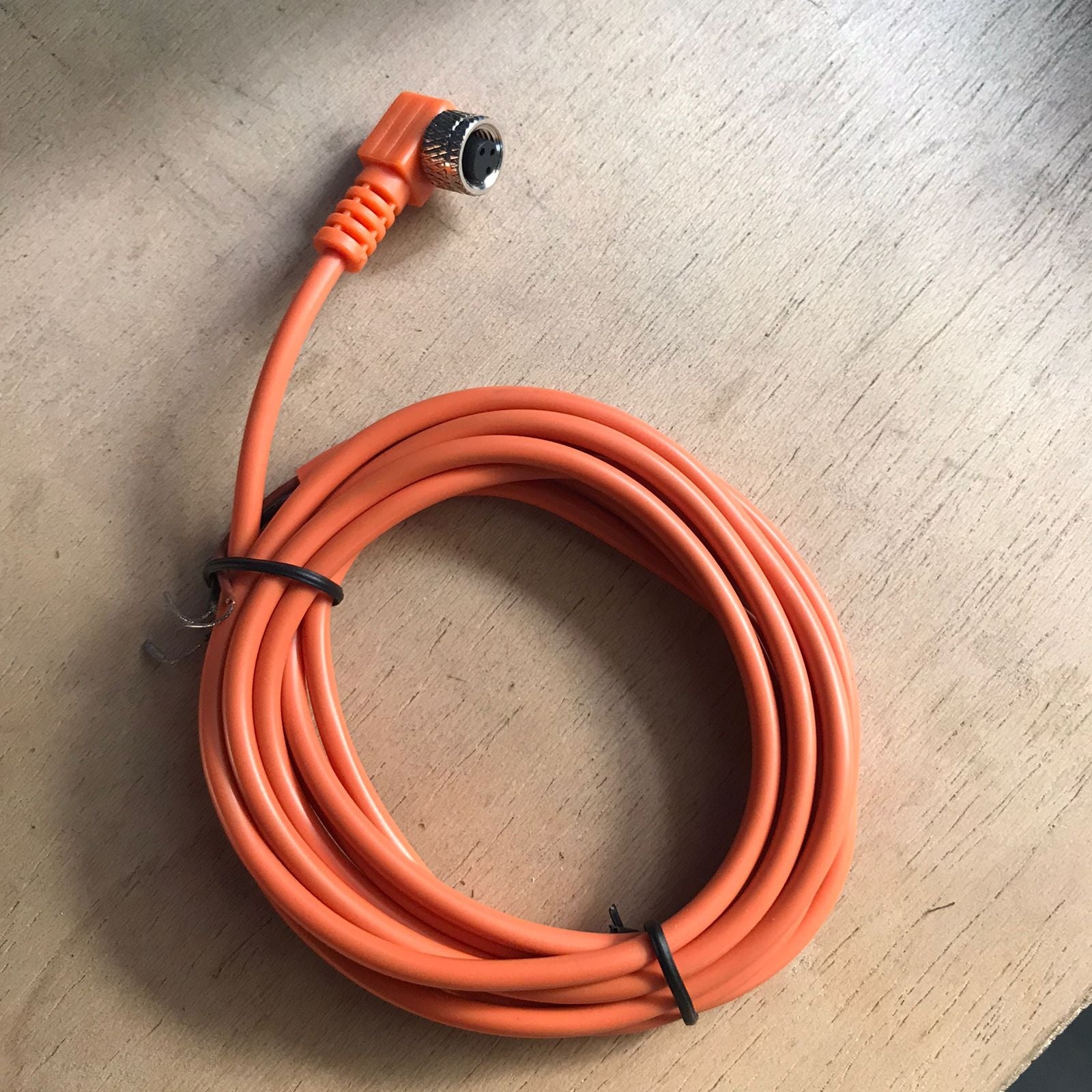 M8 2m Length 8mm dia Socket 3 pin sensor cable sensor jeck in Pakistan
