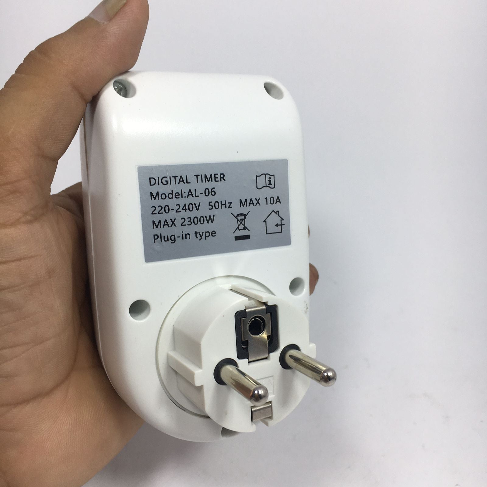 Digital Energy Saving Programmable Electronic Timer Plug in Pakistan thumbnail 4