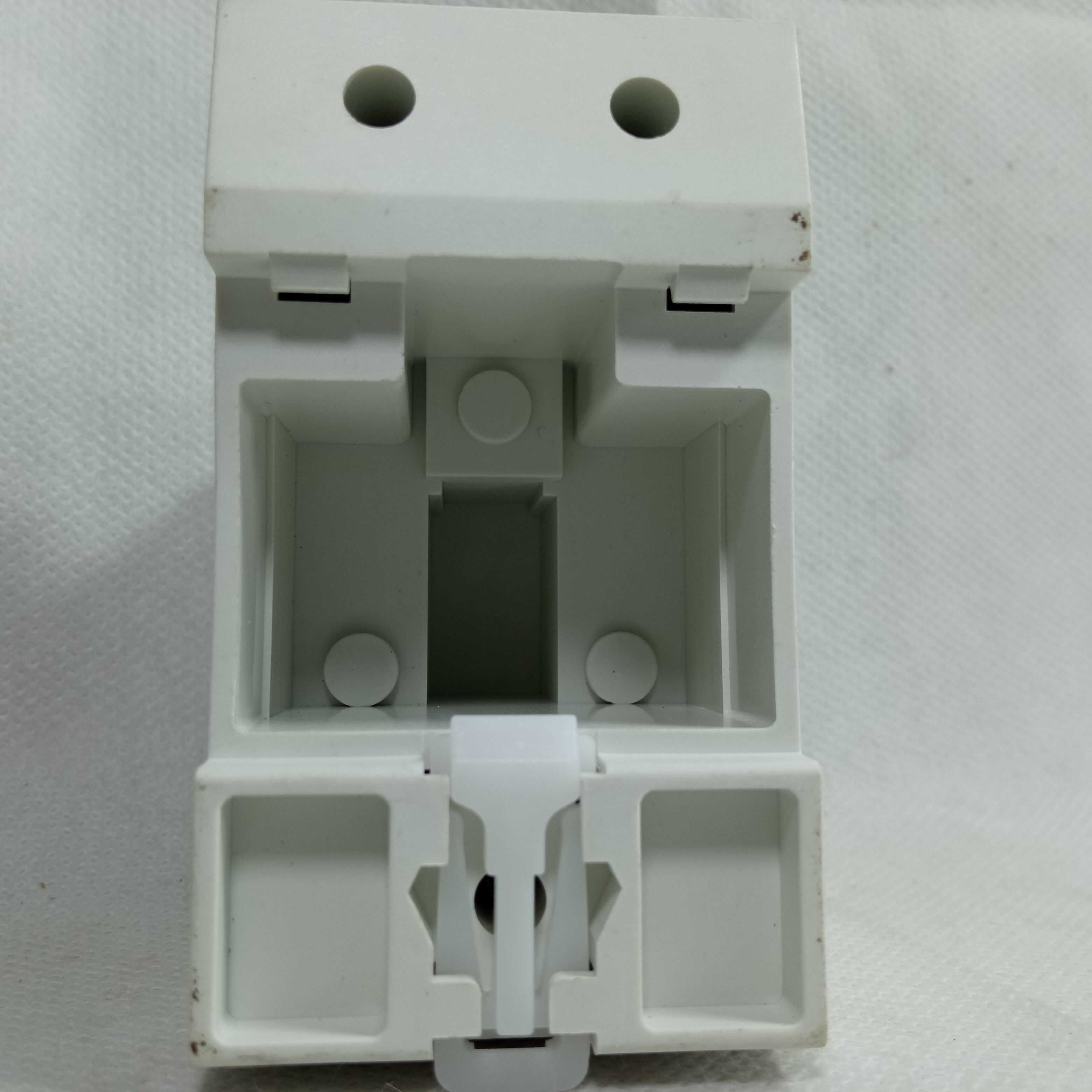 SETCO  DIN Rail Mains Sockets PT-315 15/16 A  250v AC in Pakistan thumbnail 2