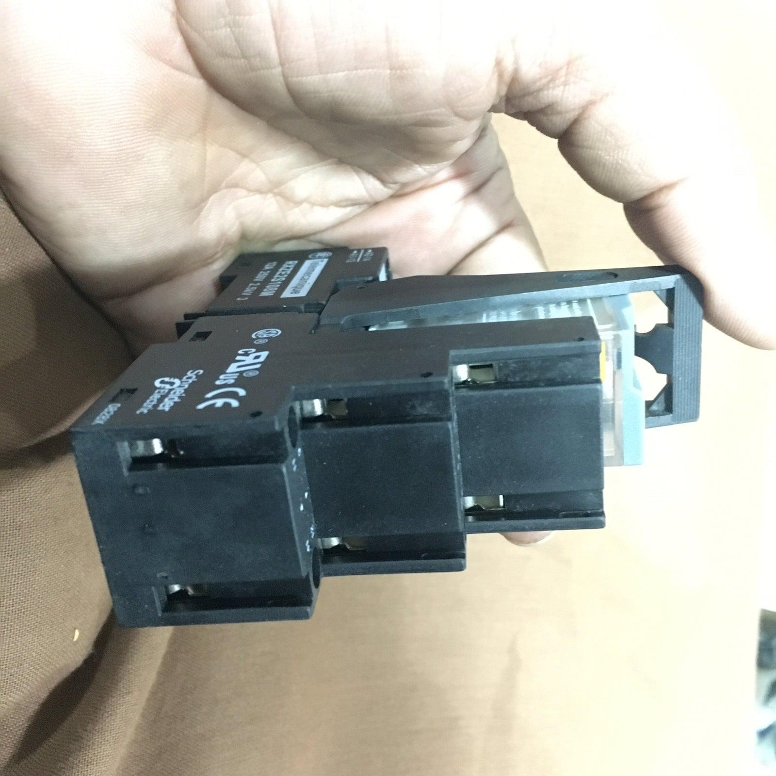 Schneider Electric RXZE2S108M Relay socket in Pakistan thumbnail 7