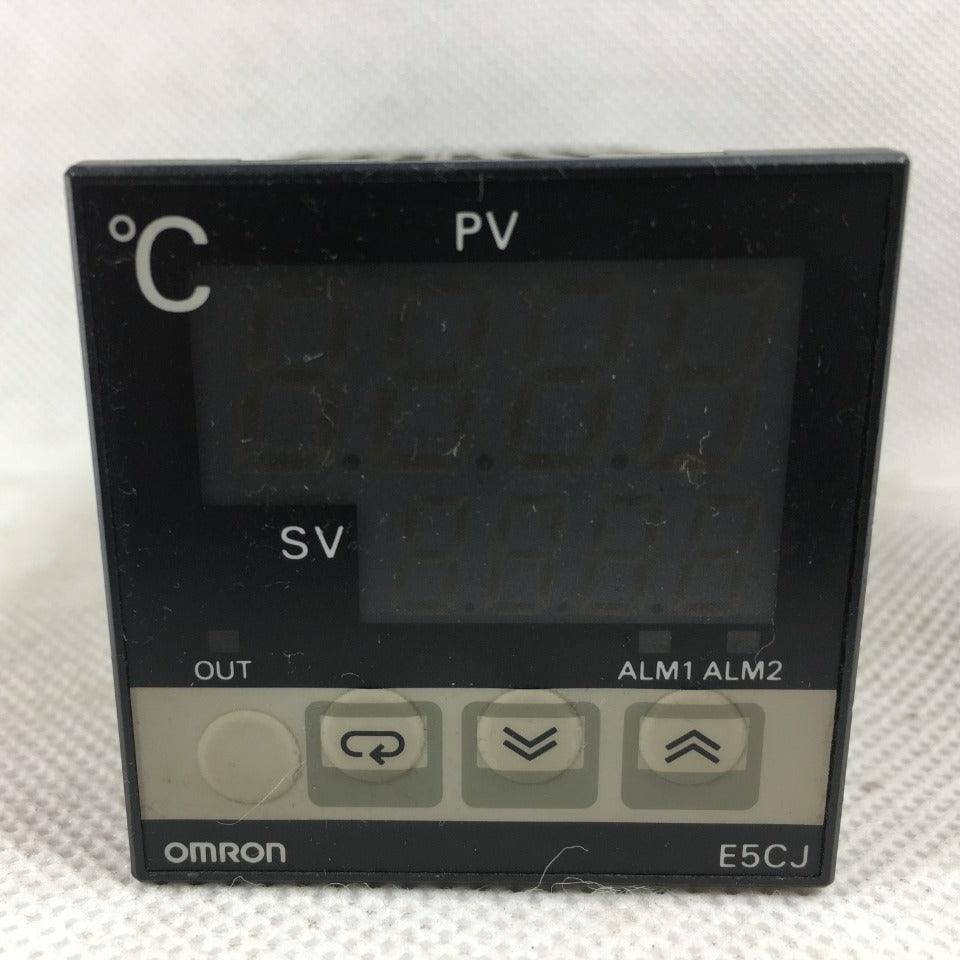 OMRON E5CJ-Q2HB Temperature Controller in Pakistan