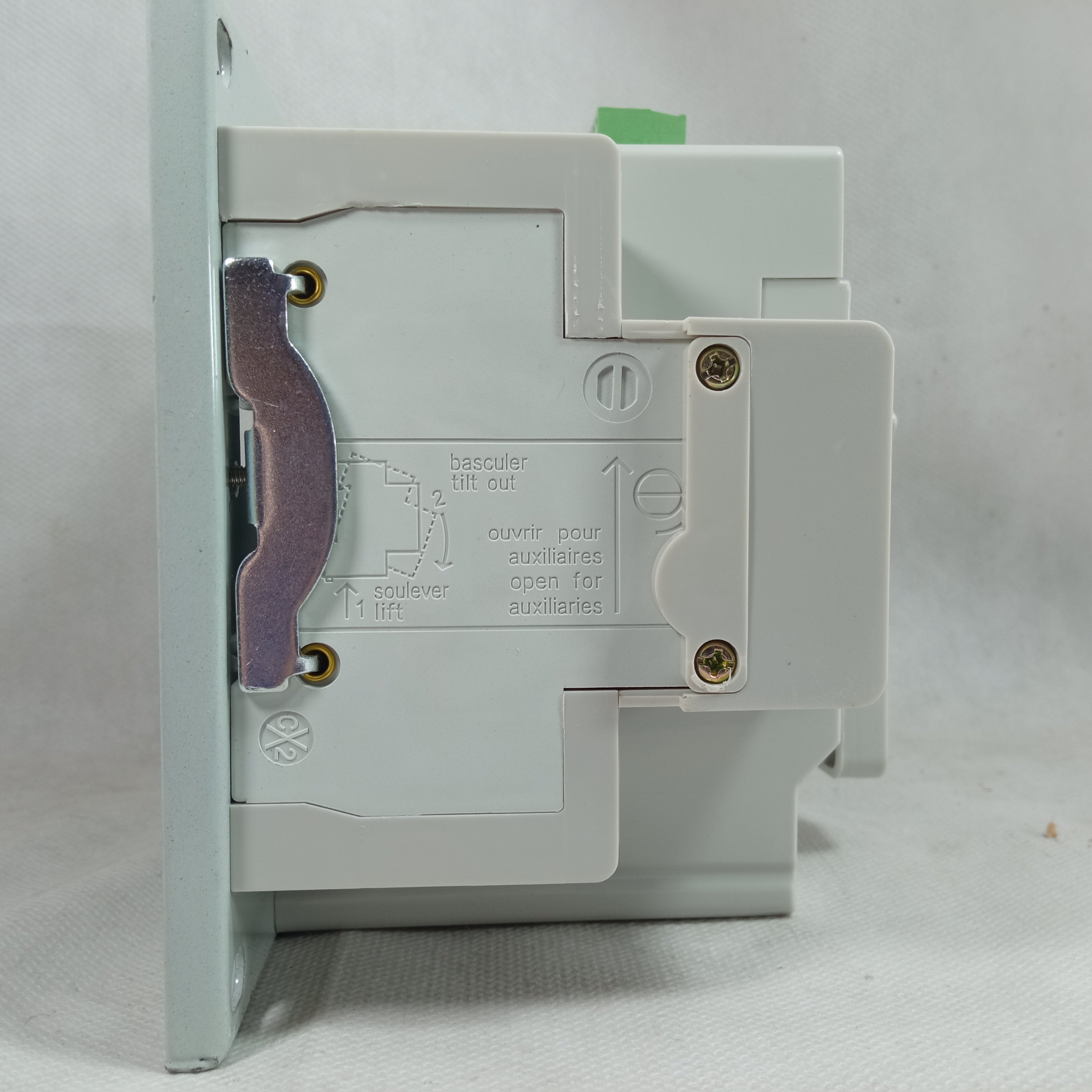 CNC Automatic Transfer Switch ATS YCQ1B in Pakistan - 2P / 63A thumbnail 7