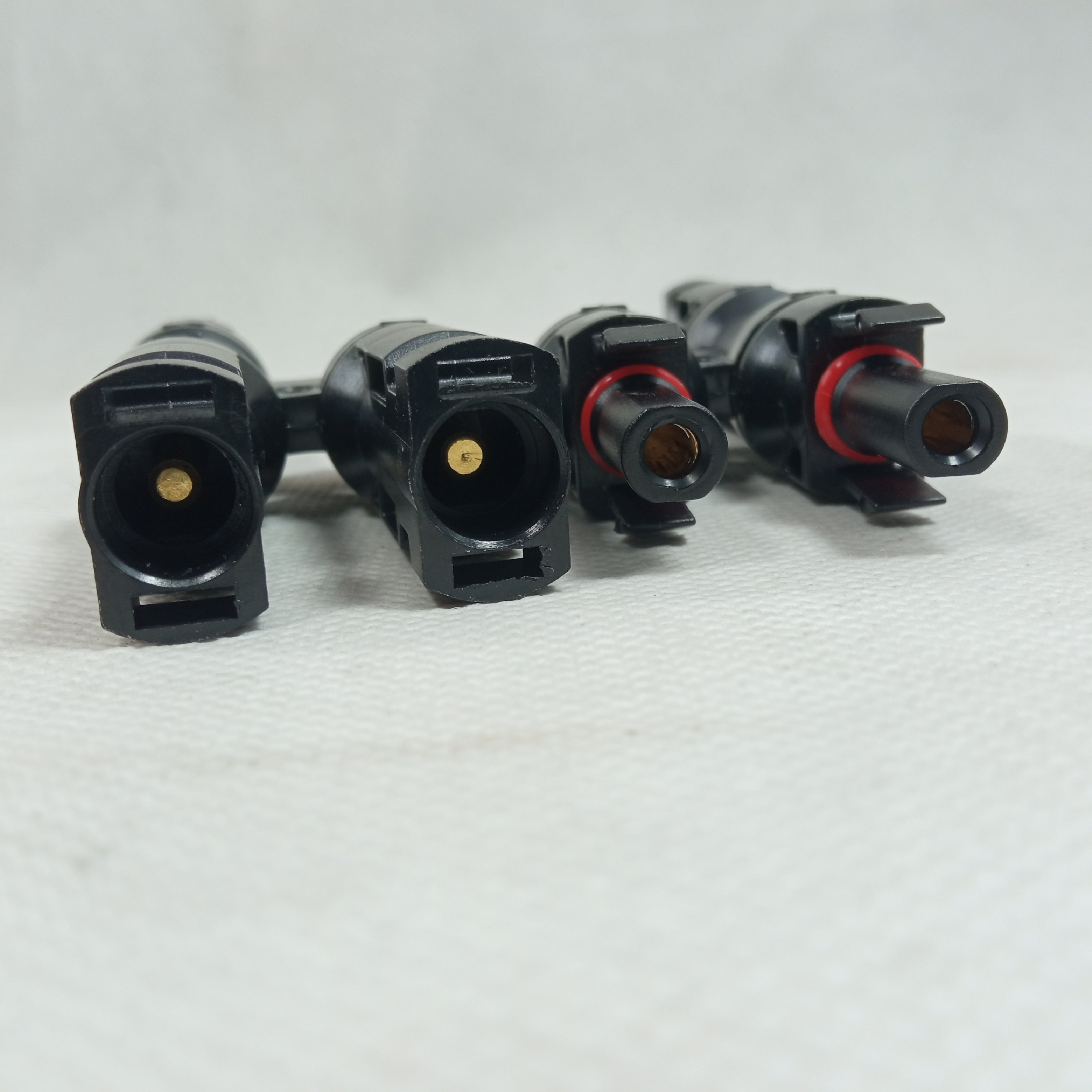 1500V DC 2 in 1 T Type MC4  branch connectors Leader Tech in Pakistan thumbnail 3