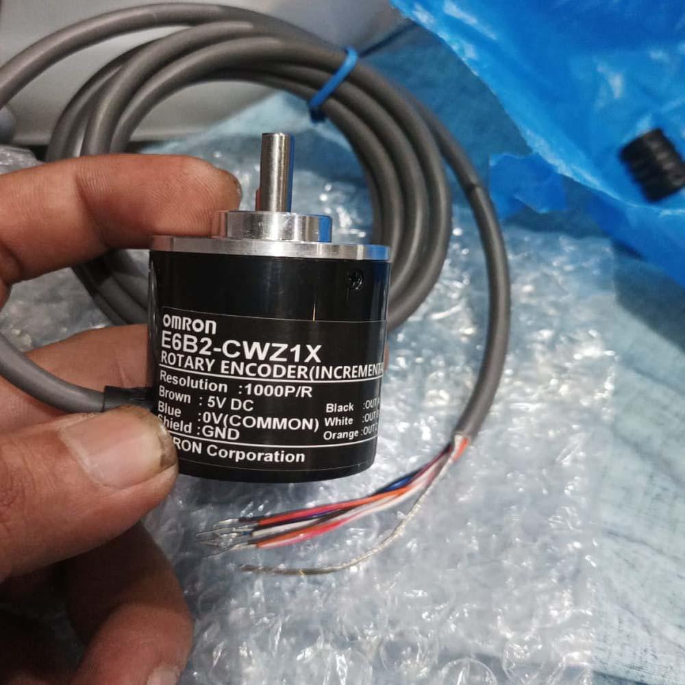 Omron Incremental Rotary Encoder E6B2-CWZ1X  8 wire encoder in Pakistan - 1024P/R thumbnail 3