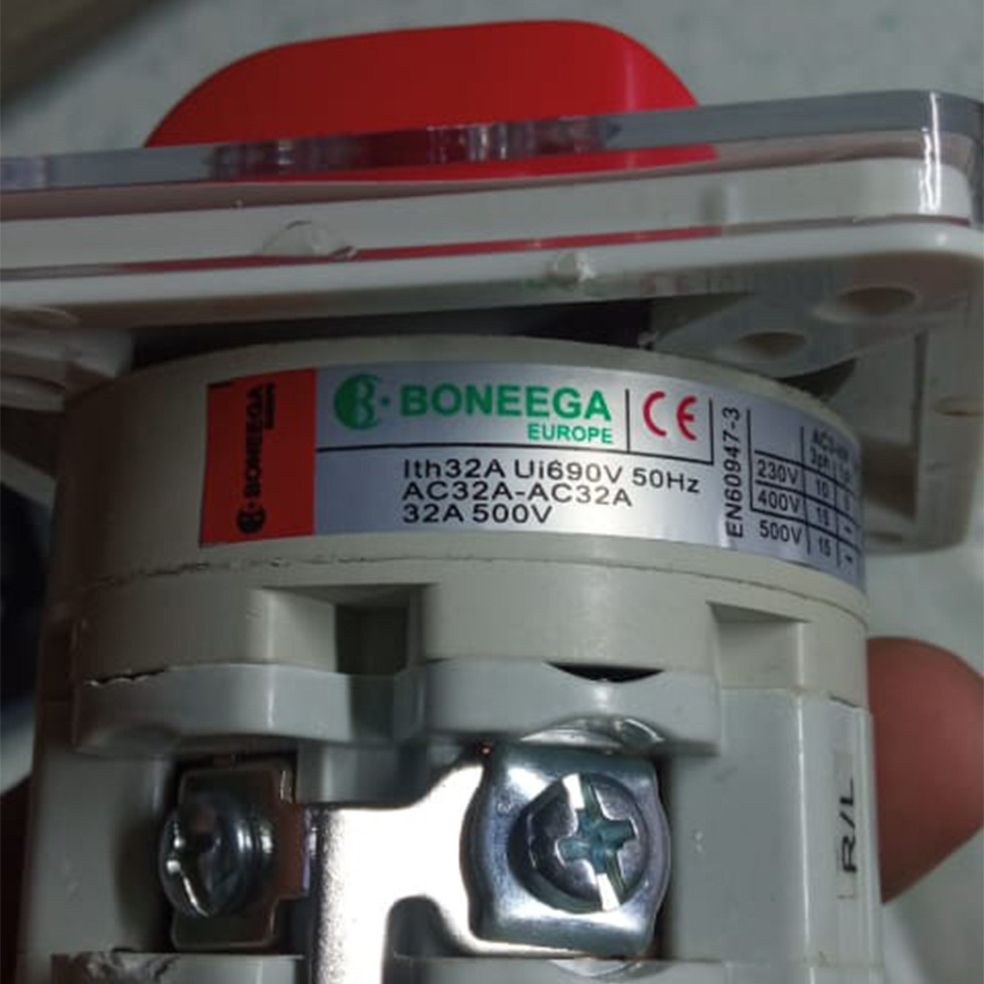 Boneega Phase Selector Switch 2 Pole in Pakistan - 32A thumbnail 3