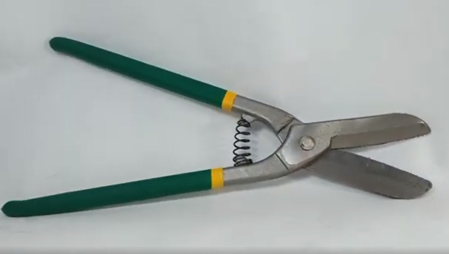 TOOLS Iron Sheet Cutter kateera In Pakistan