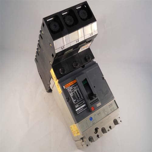 MERLIN GERIN Circuit breaker Compact C100NF - 30A 3 poles 3d with cylinderical lock and thermal shield in Pakistan