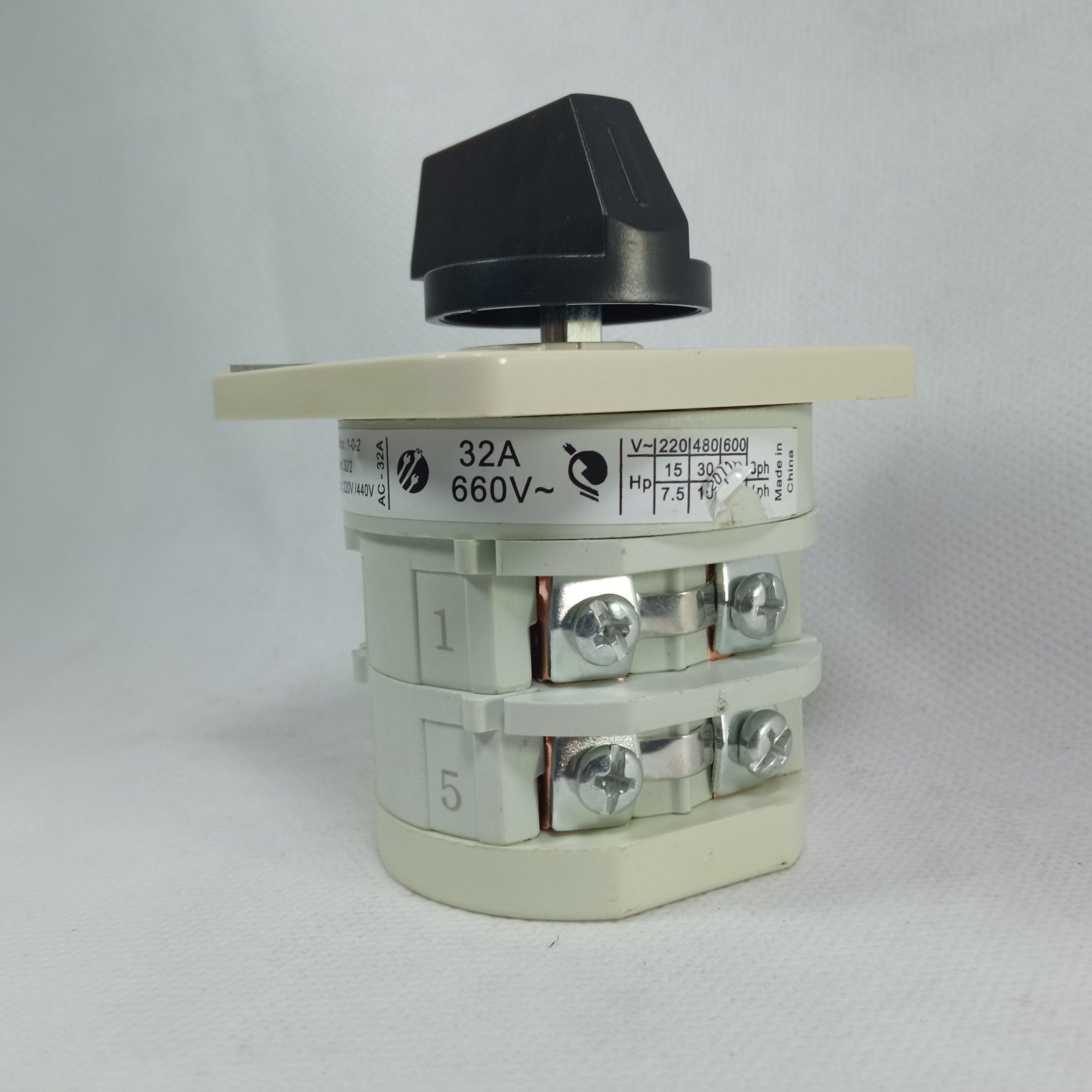 SCHNEIDER ELECTRIC Rotary Cam Switches Change Over Switch in Pakistan - 4 pole / 50 Amp thumbnail 3