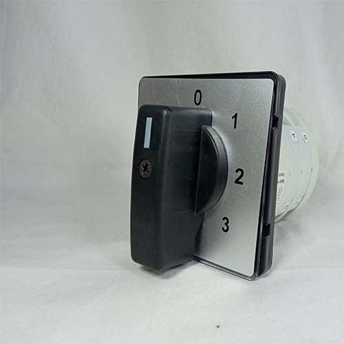 Schneider Rotary Phase Selector Switch  2 pole in Pakistan - 32A thumbnail 2