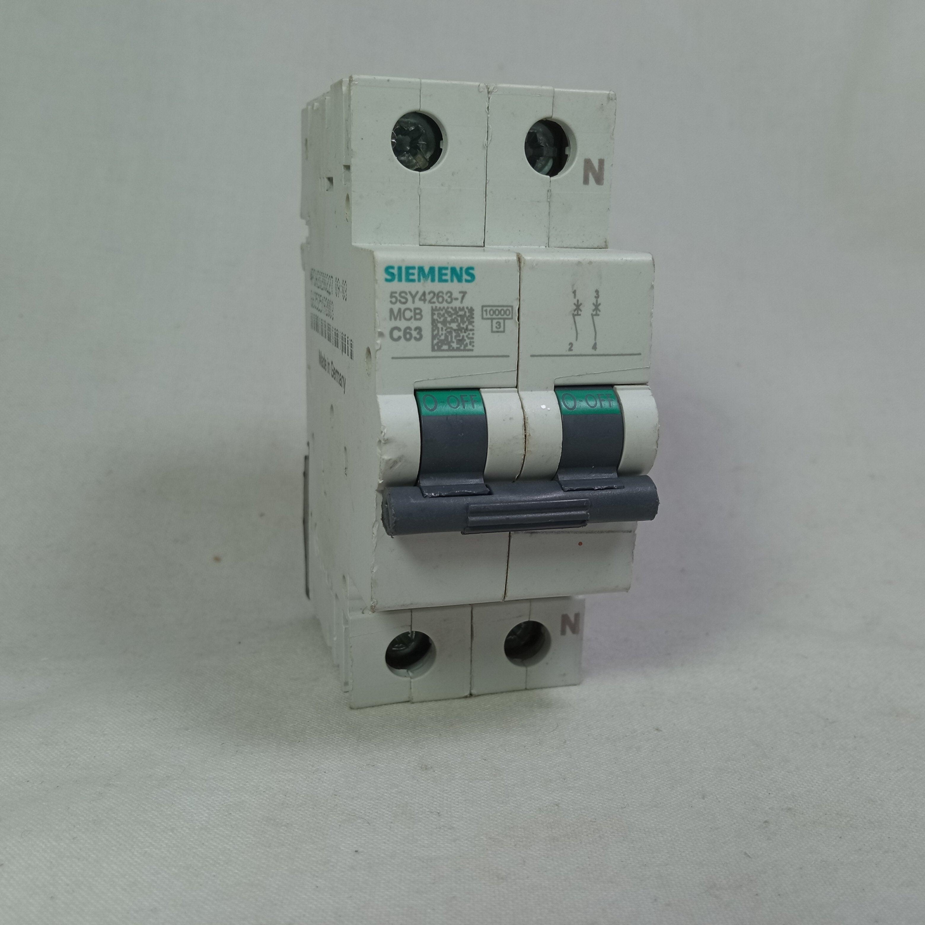 MCB AC Circuit Breaker 5SY4263-7 SEIMENS in Pakistan - 2 Poles / 10A thumbnail 2