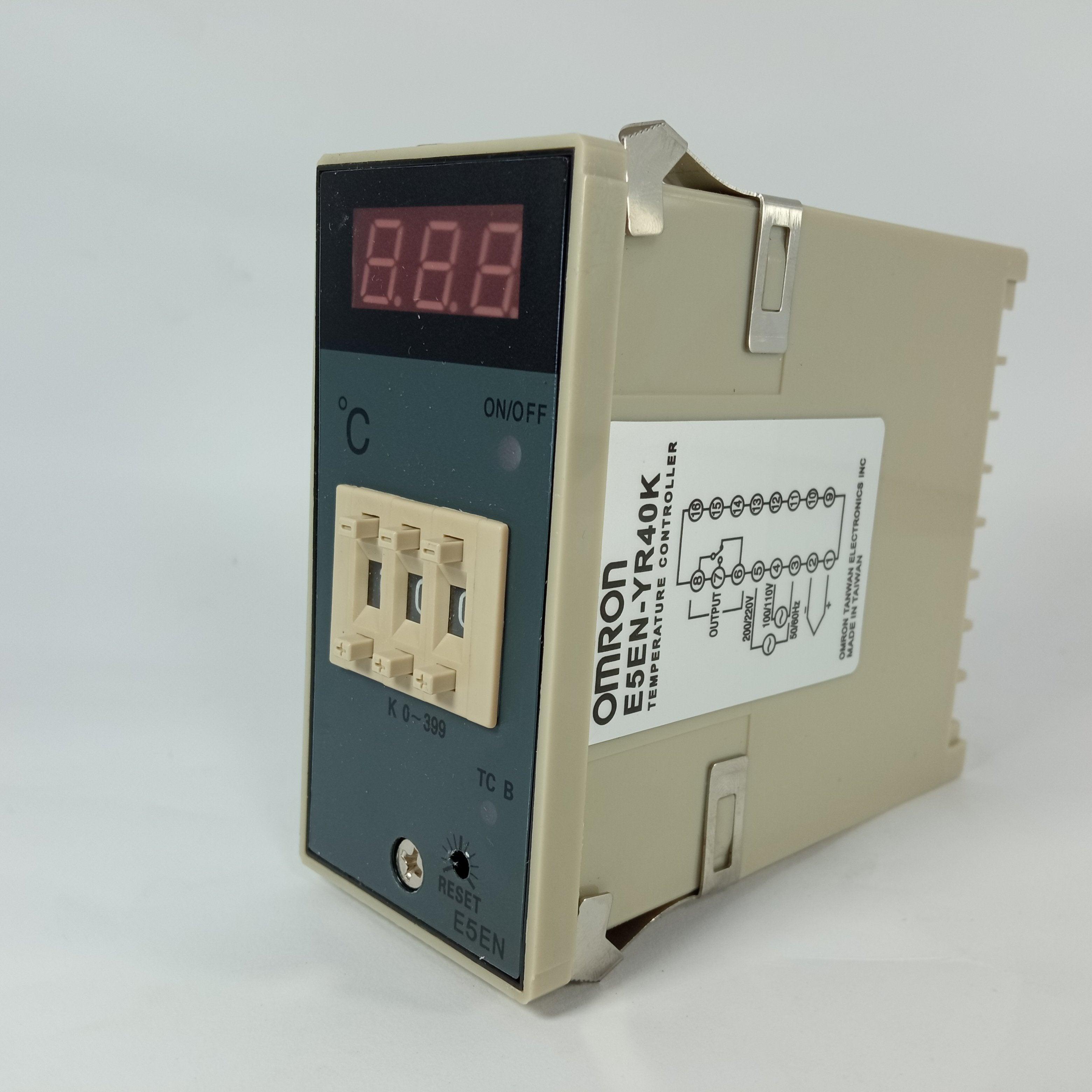 3-Digit LED Digital Temperature Controller E5EN-YR40K in Pakistan thumbnail 2