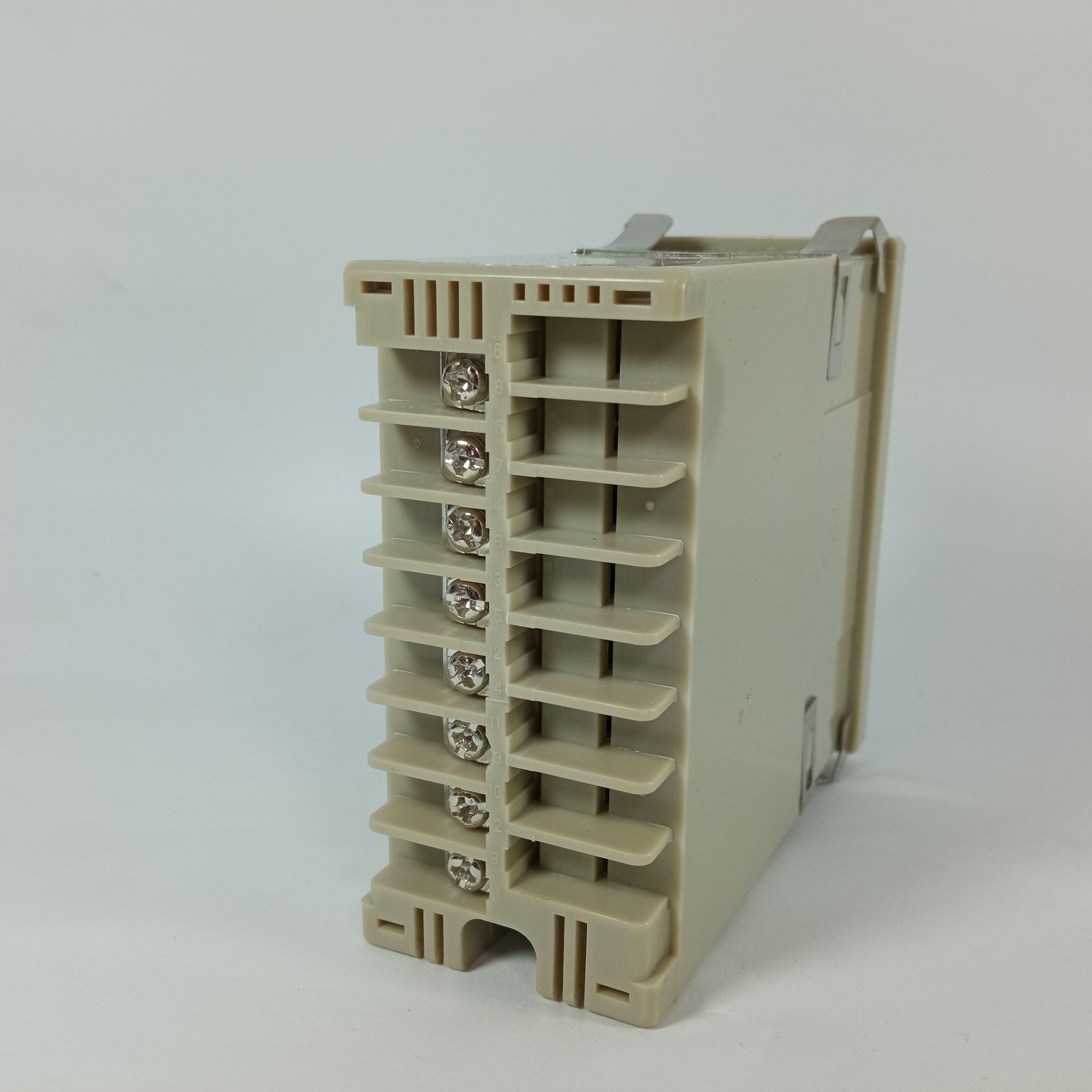 3-Digit LED Digital Temperature Controller E5EN-YR40K in Pakistan thumbnail 5