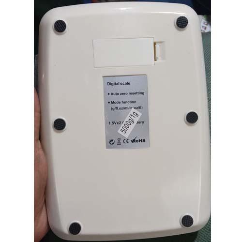 Electronic Compact Scale digital scale thumbnail 3