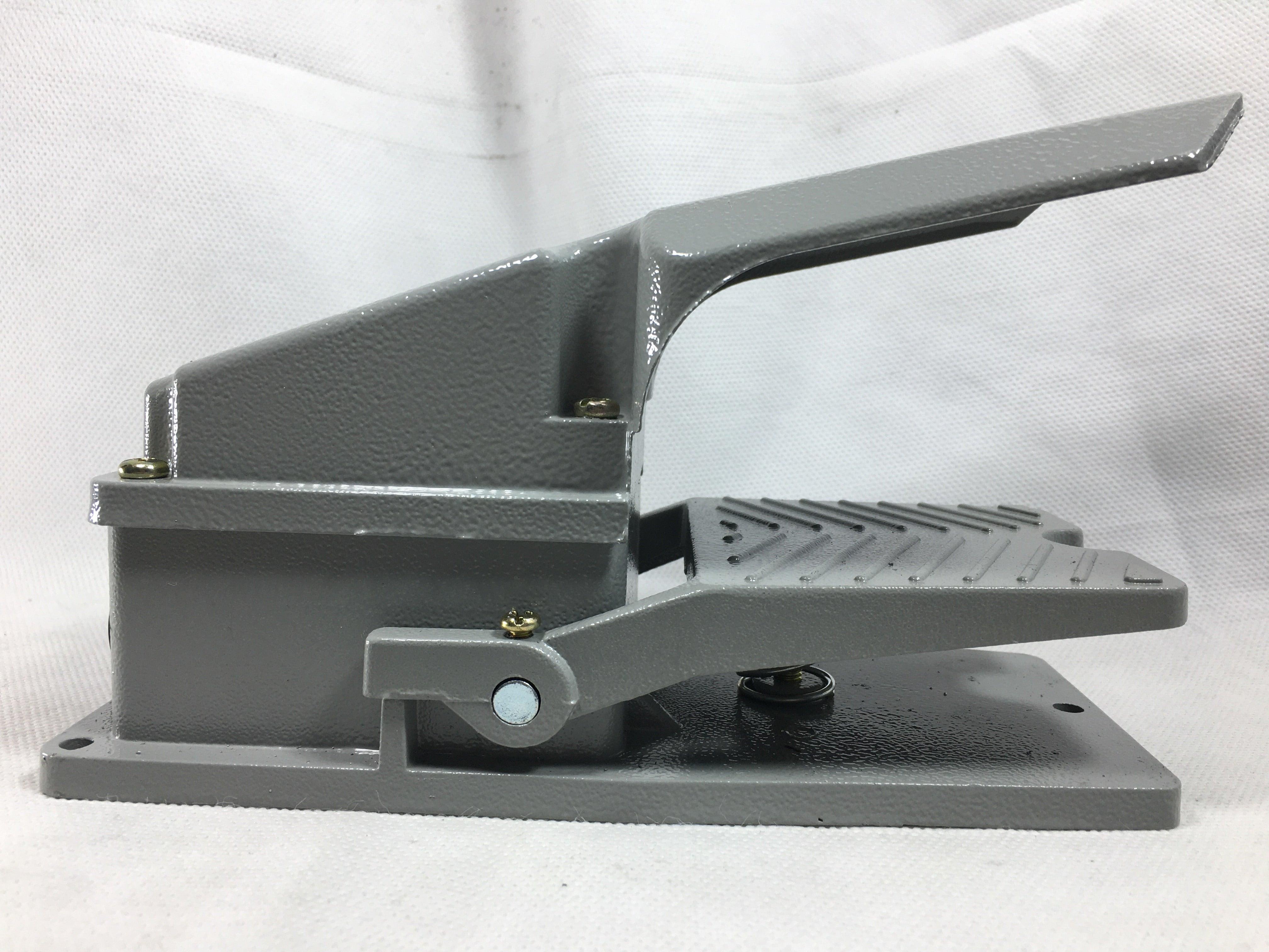 LT4 Foot Switch Pedal 10A 220V-380V AC in Pakistan thumbnail 5