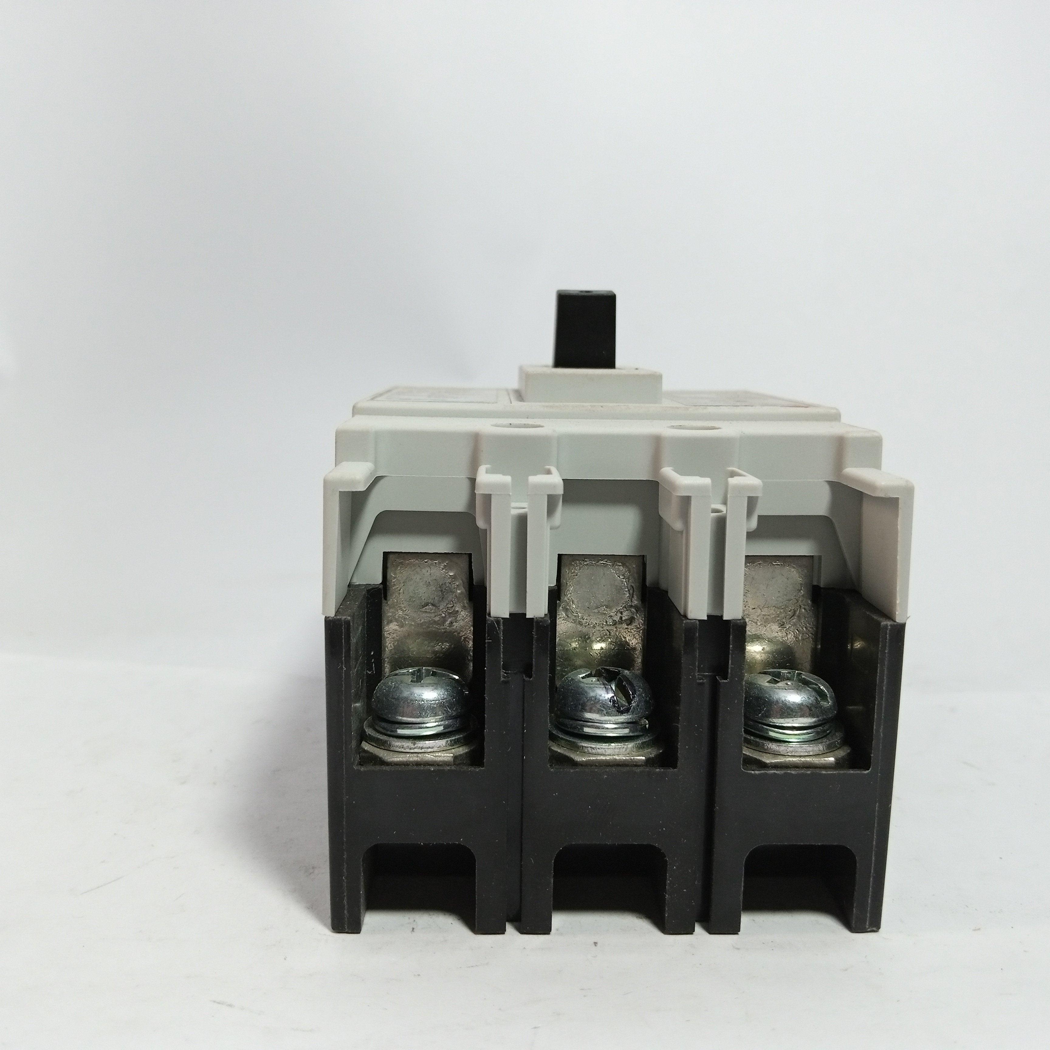 AC circuit breaker TO Series E type, 400V up to 15kA in Pakistan - 500A thumbnail 3