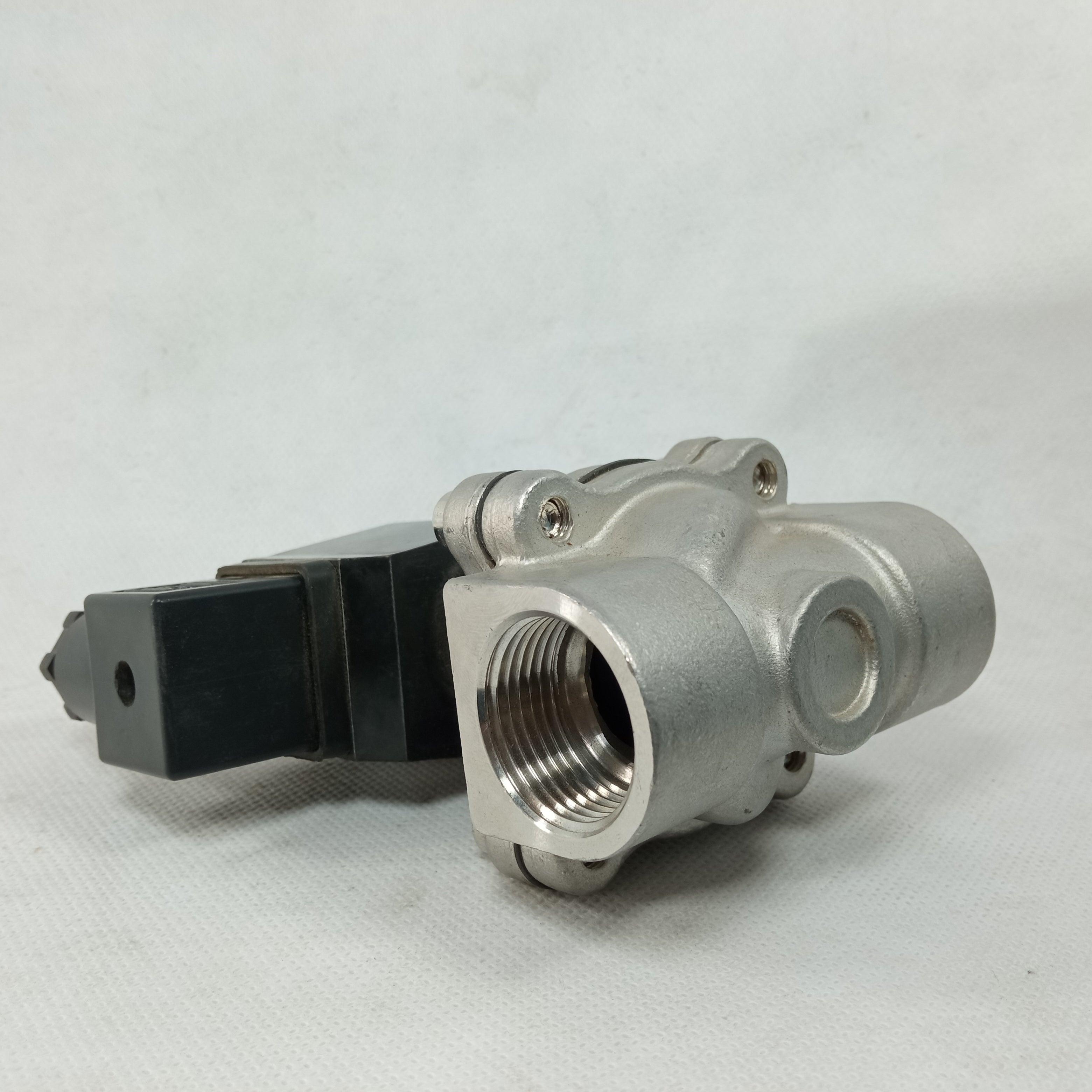 Solenoid Valve SS AC220V in Pakistan - 1 inch thumbnail 4