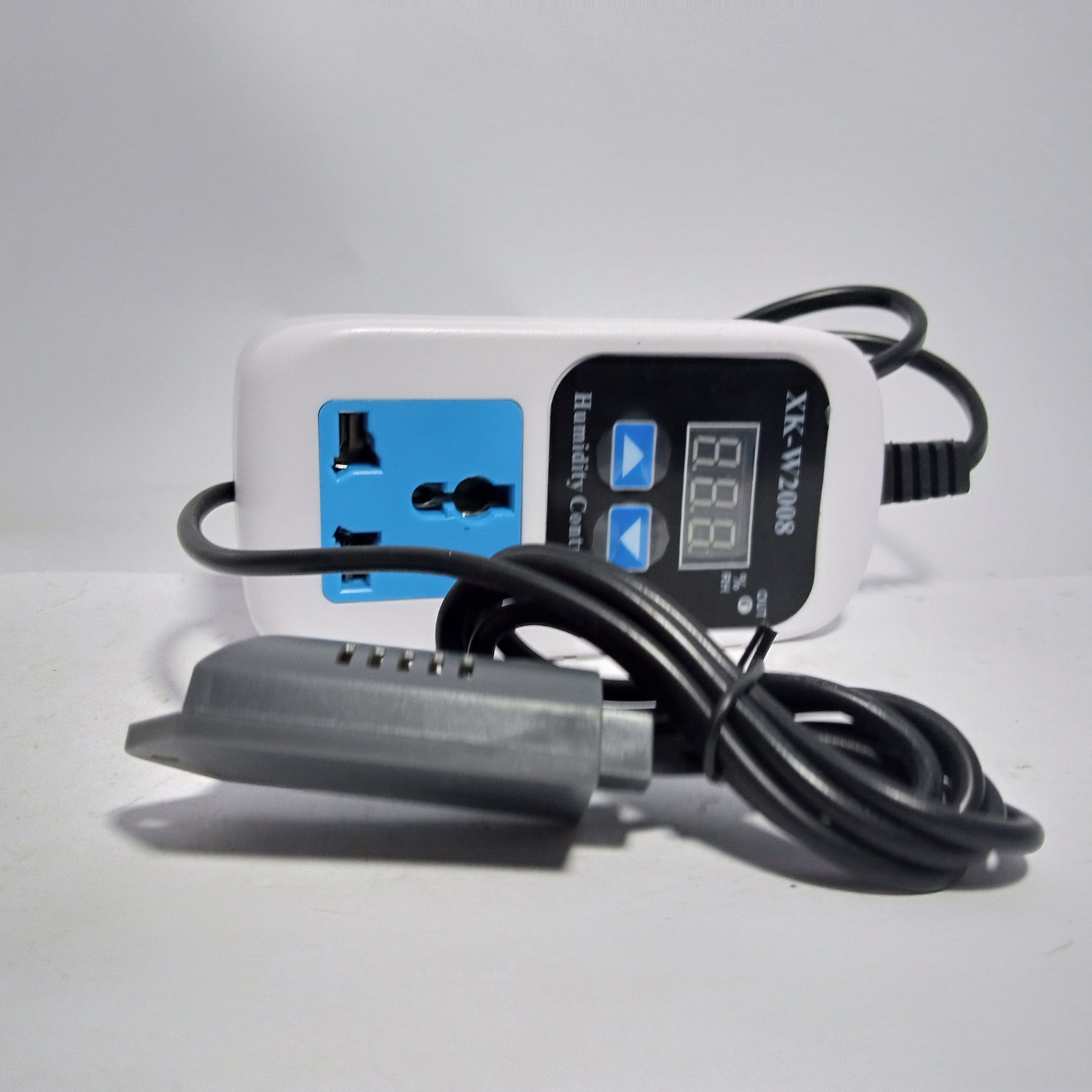 XK-W2008 Digital Humidity Controller High Precision Humidity Switch Socket in Pakistan