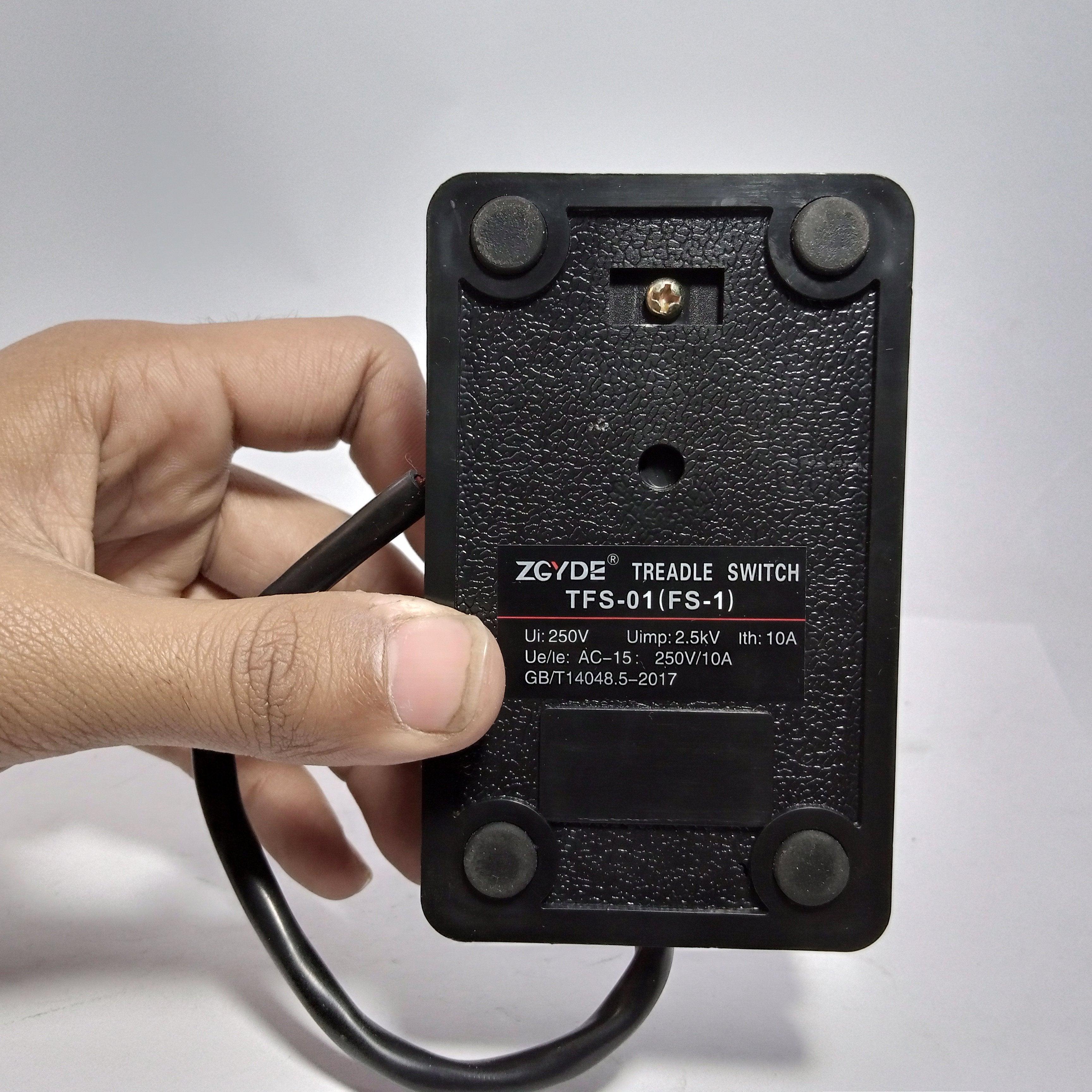 TFS-01 FS-1 Black Plastic Footswitch Quality Assurance in Pakistan thumbnail 3