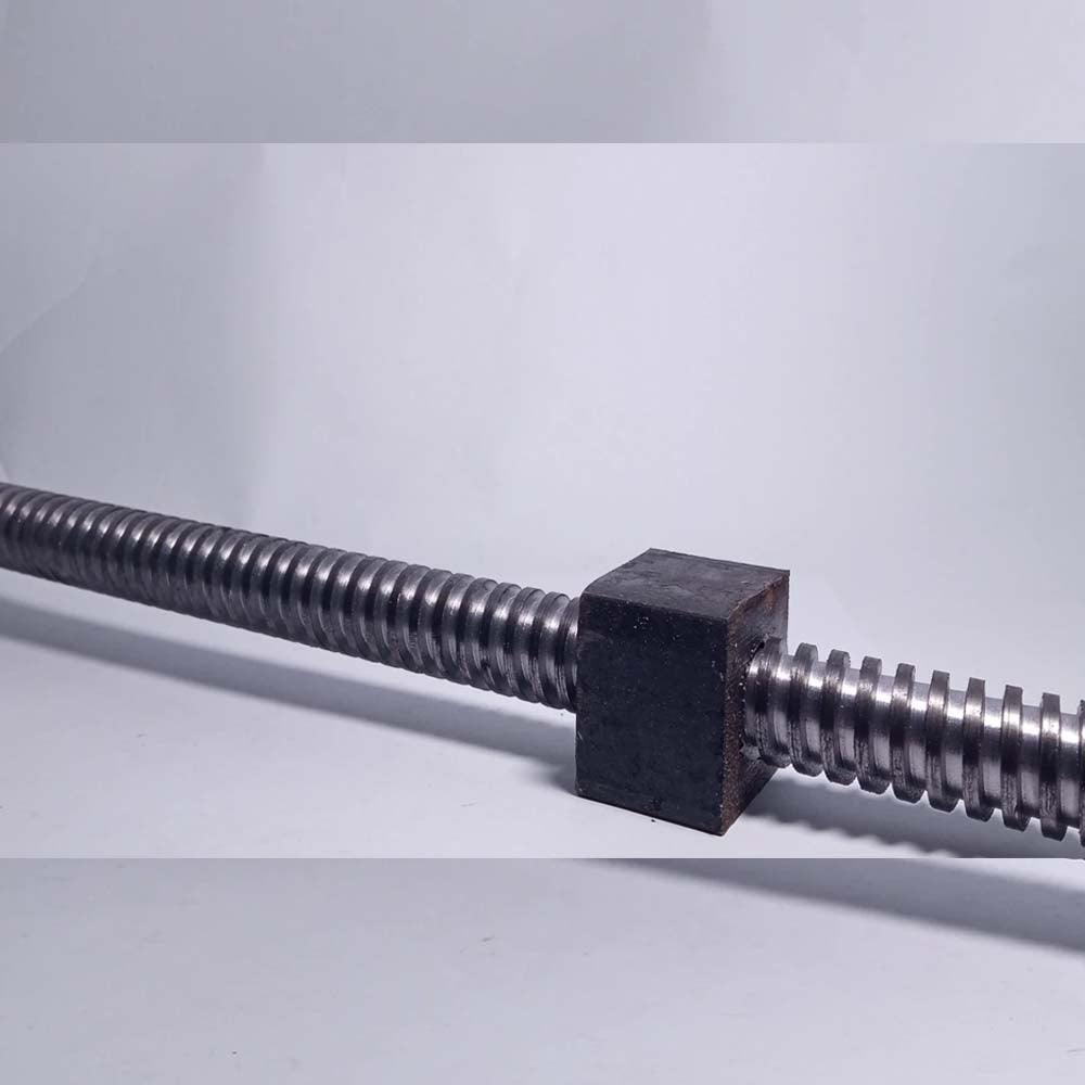 Lead screw threaded rod in Pakistan